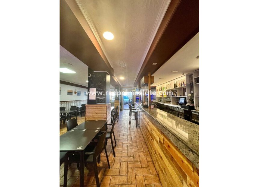 Revente - Entreprise -
Jávea - Costa Blanca