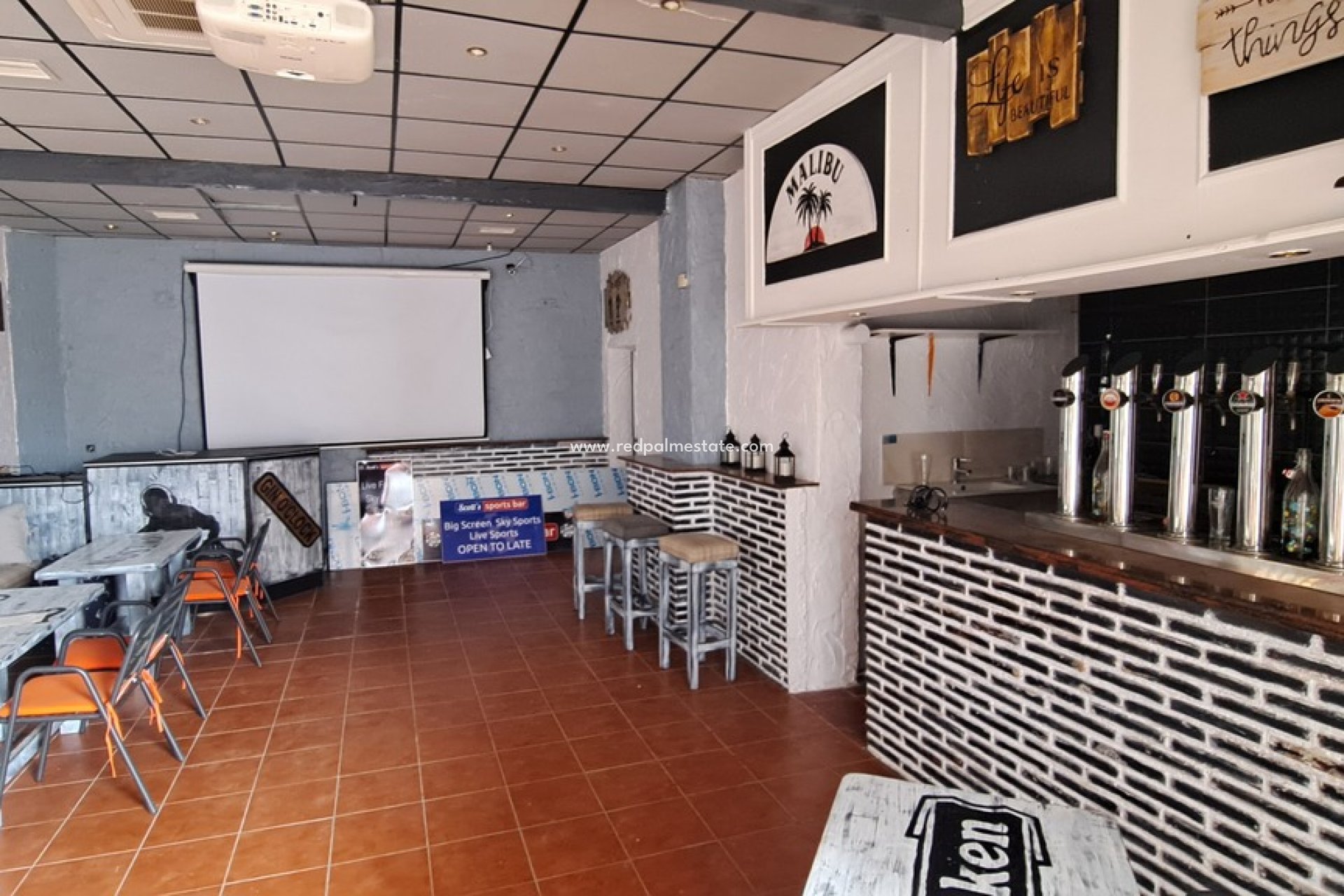 Revente - Entreprise -
Orihuela Costa - Inland