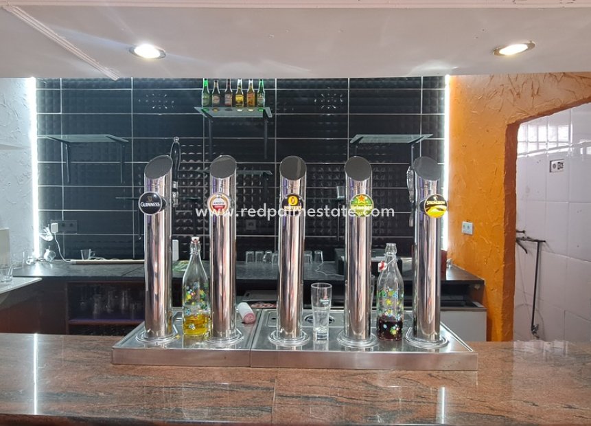 Revente - Entreprise -
Orihuela Costa - Inland