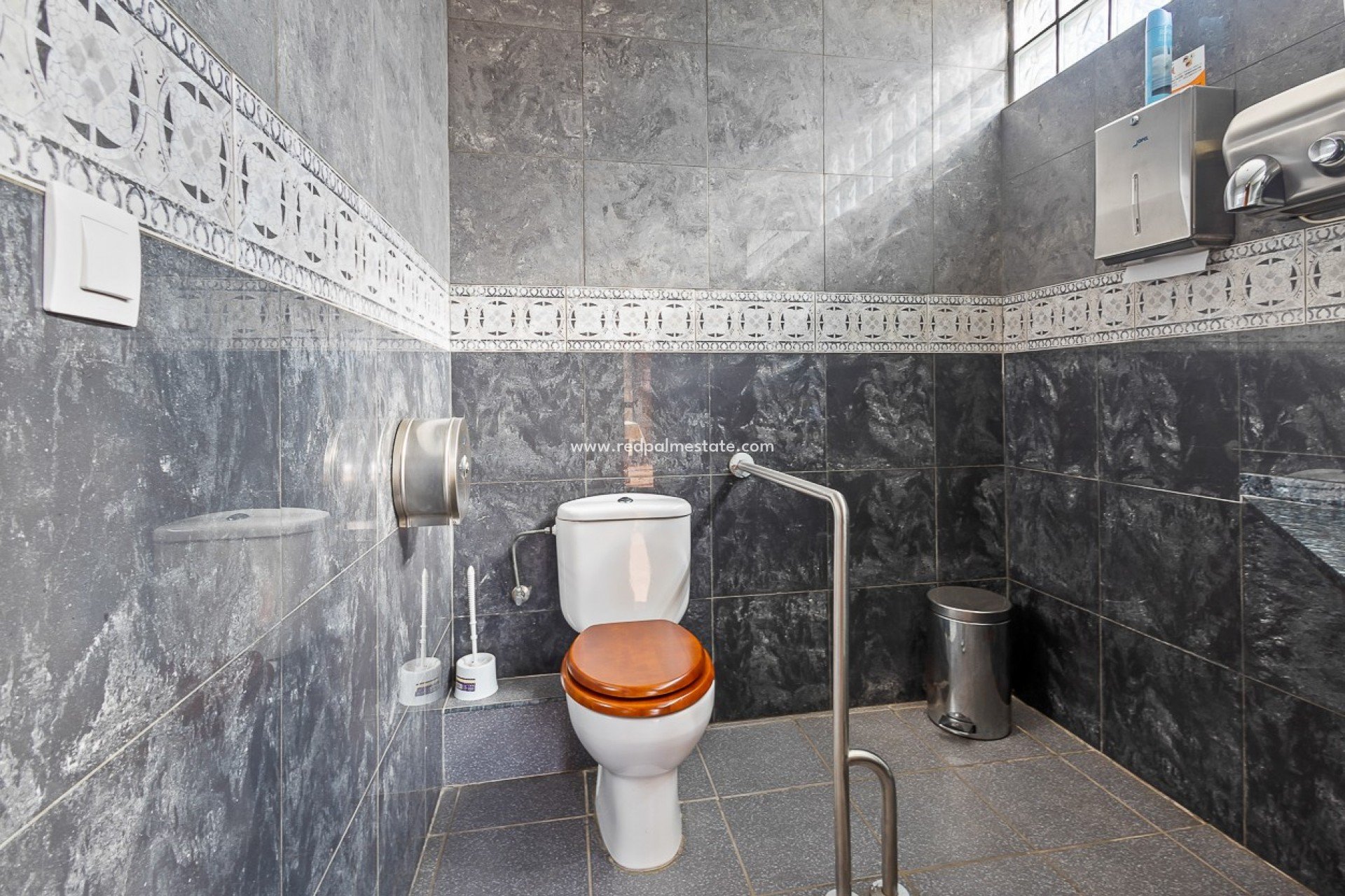 Revente - Entreprise -
Orihuela Costa - Los Dolses