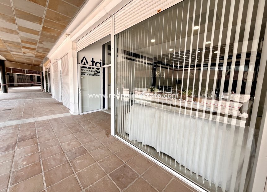Revente - Entreprise -
Orihuela Costa - Playa Flamenca