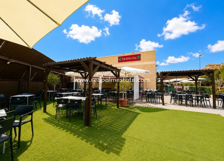 Revente - Entreprise -
Orihuela Costa - Villamartín