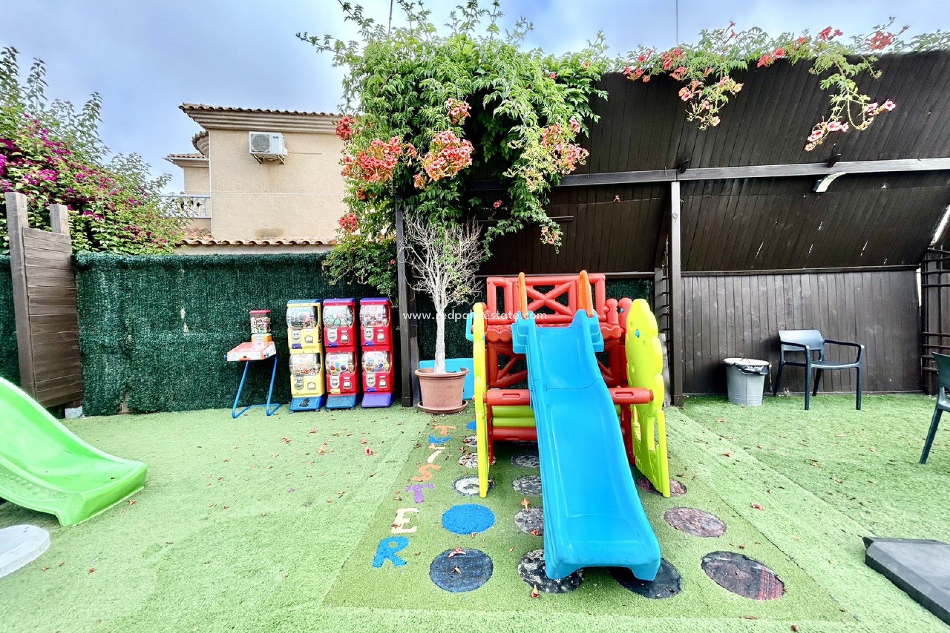 Revente - Entreprise -
Orihuela Costa - Villamartín