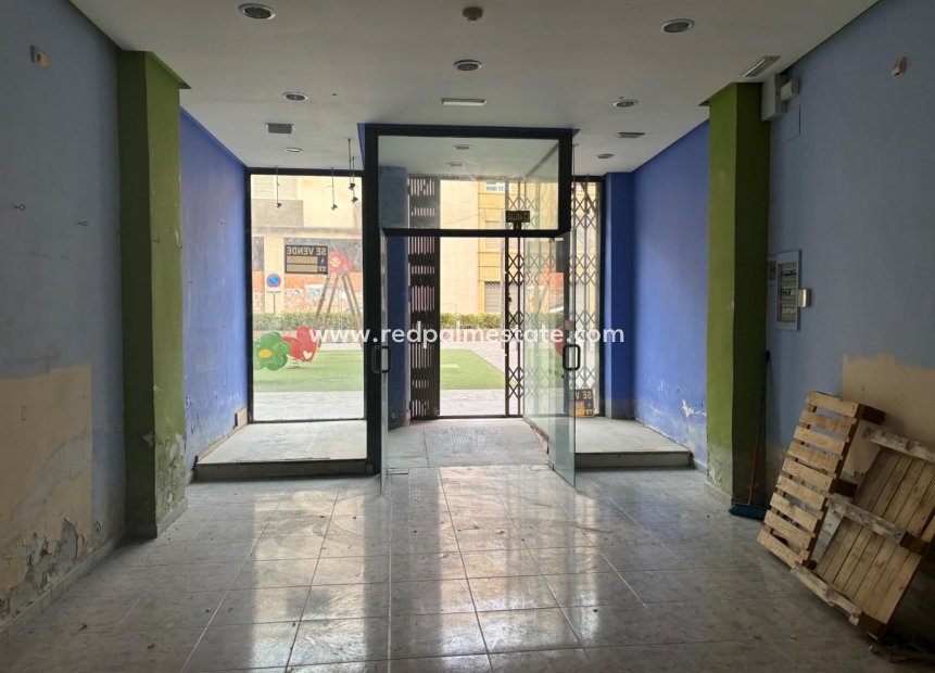 Revente - Entreprise -
Orihuela Costa - Zona Centro