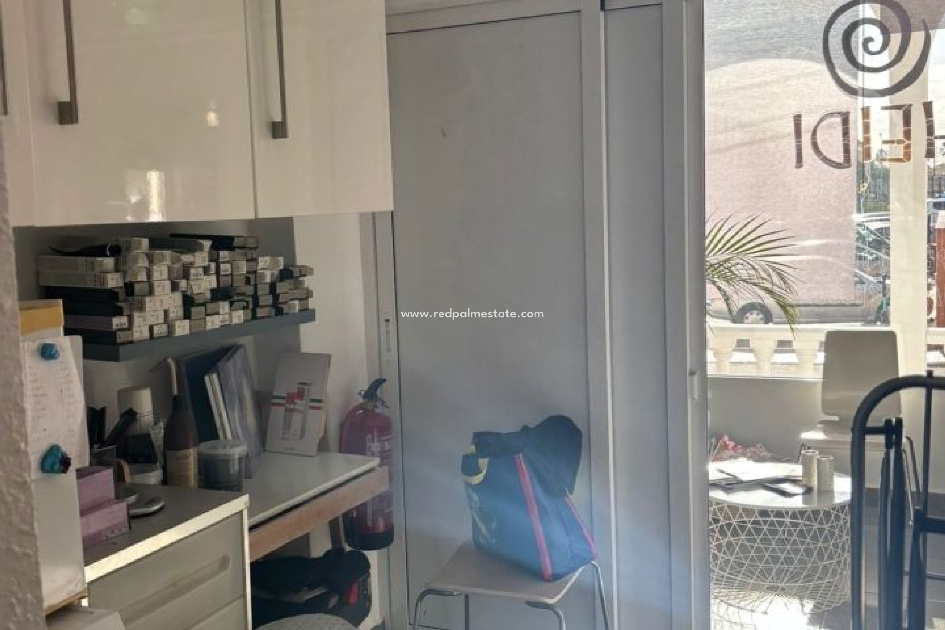 Revente - Entreprise -
Orihuela Costa