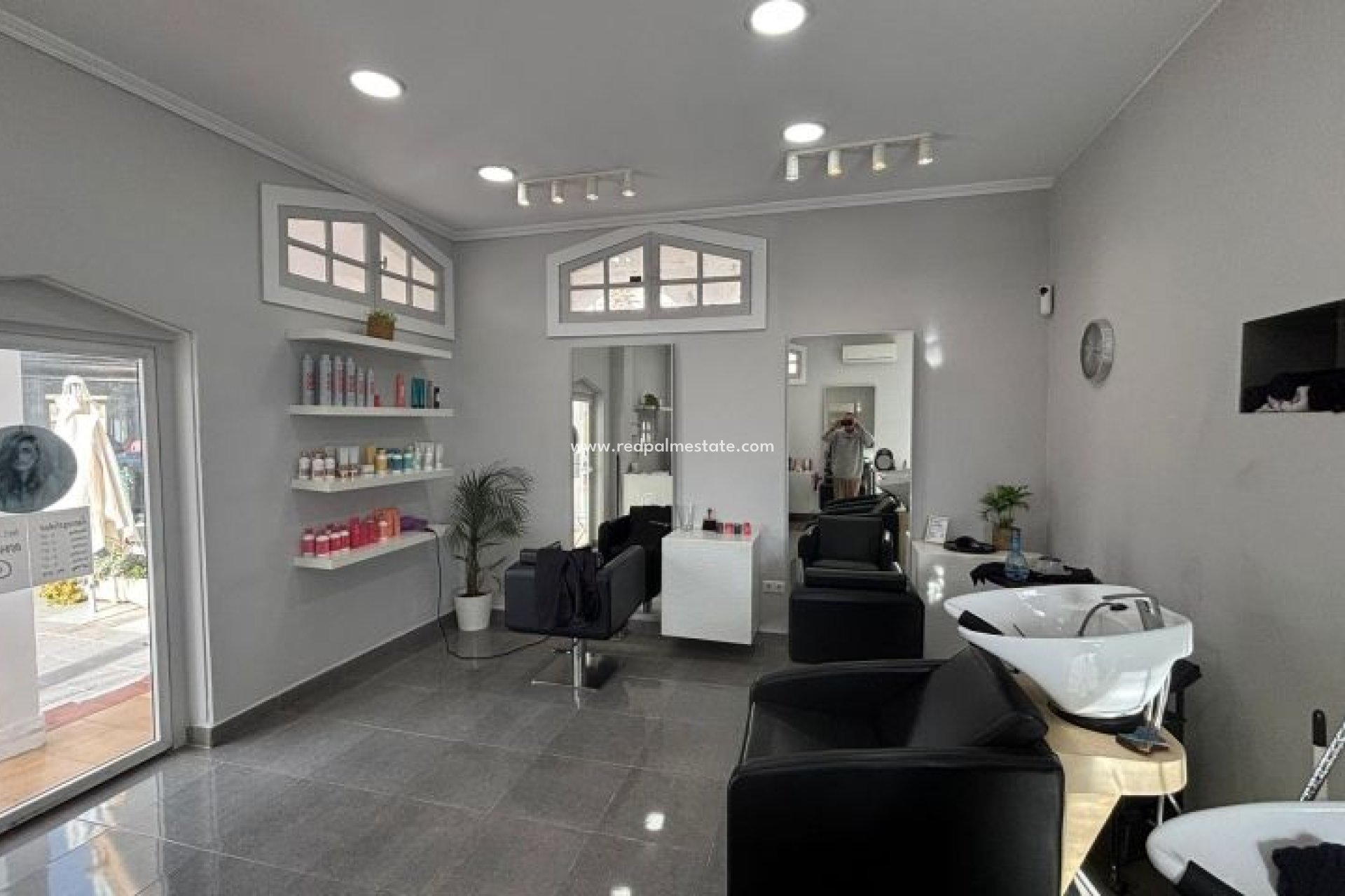 Revente - Entreprise -
Orihuela Costa