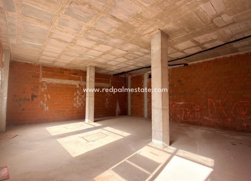 Revente - Entreprise -
Orihuela Costa