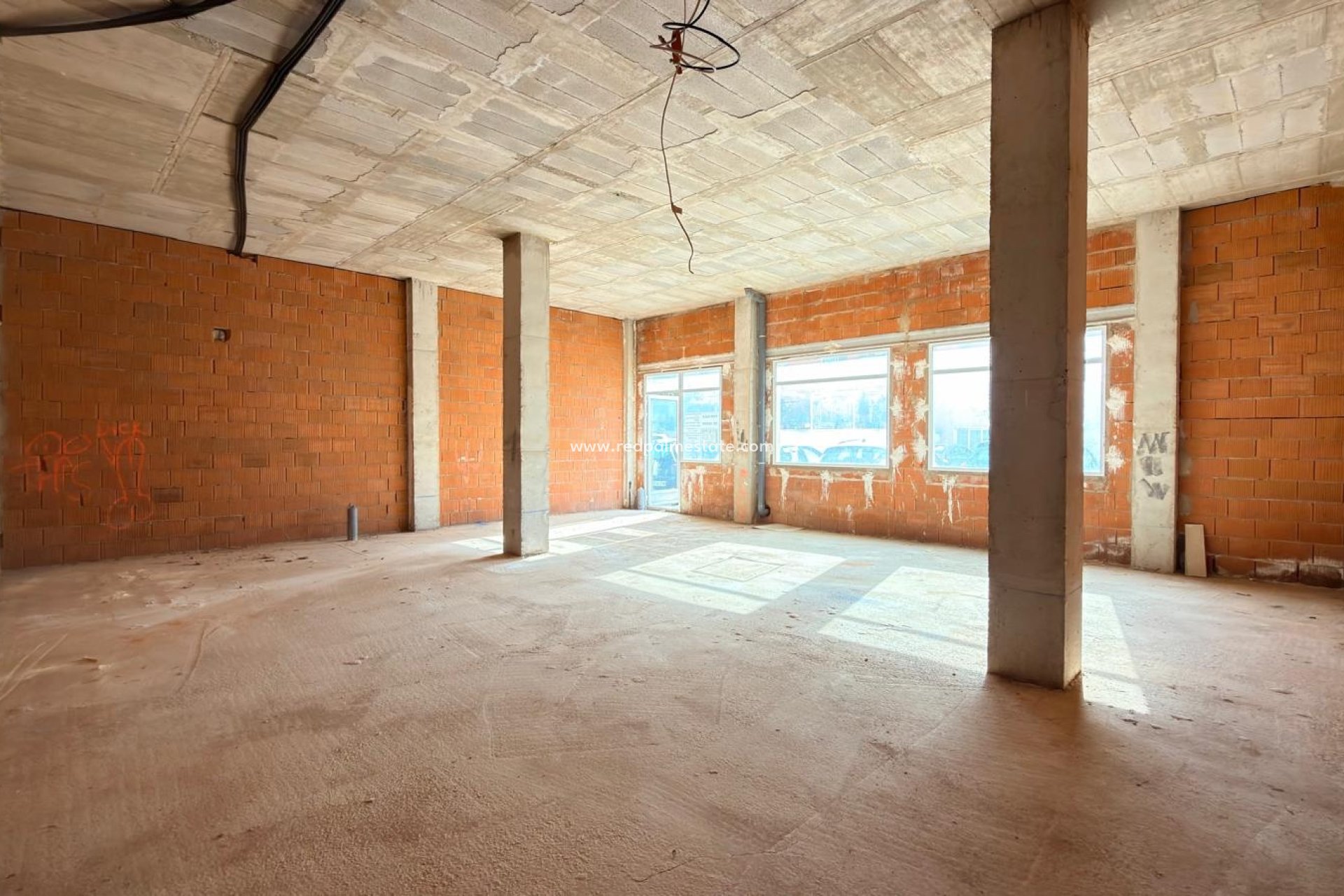 Revente - Entreprise -
Orihuela Costa