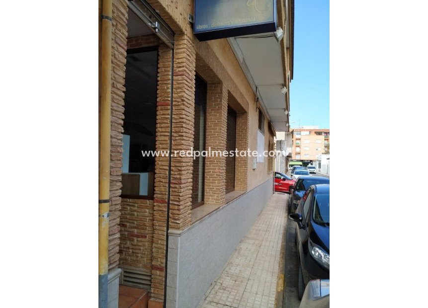 Revente - Entreprise -
Pilar de la Horadada