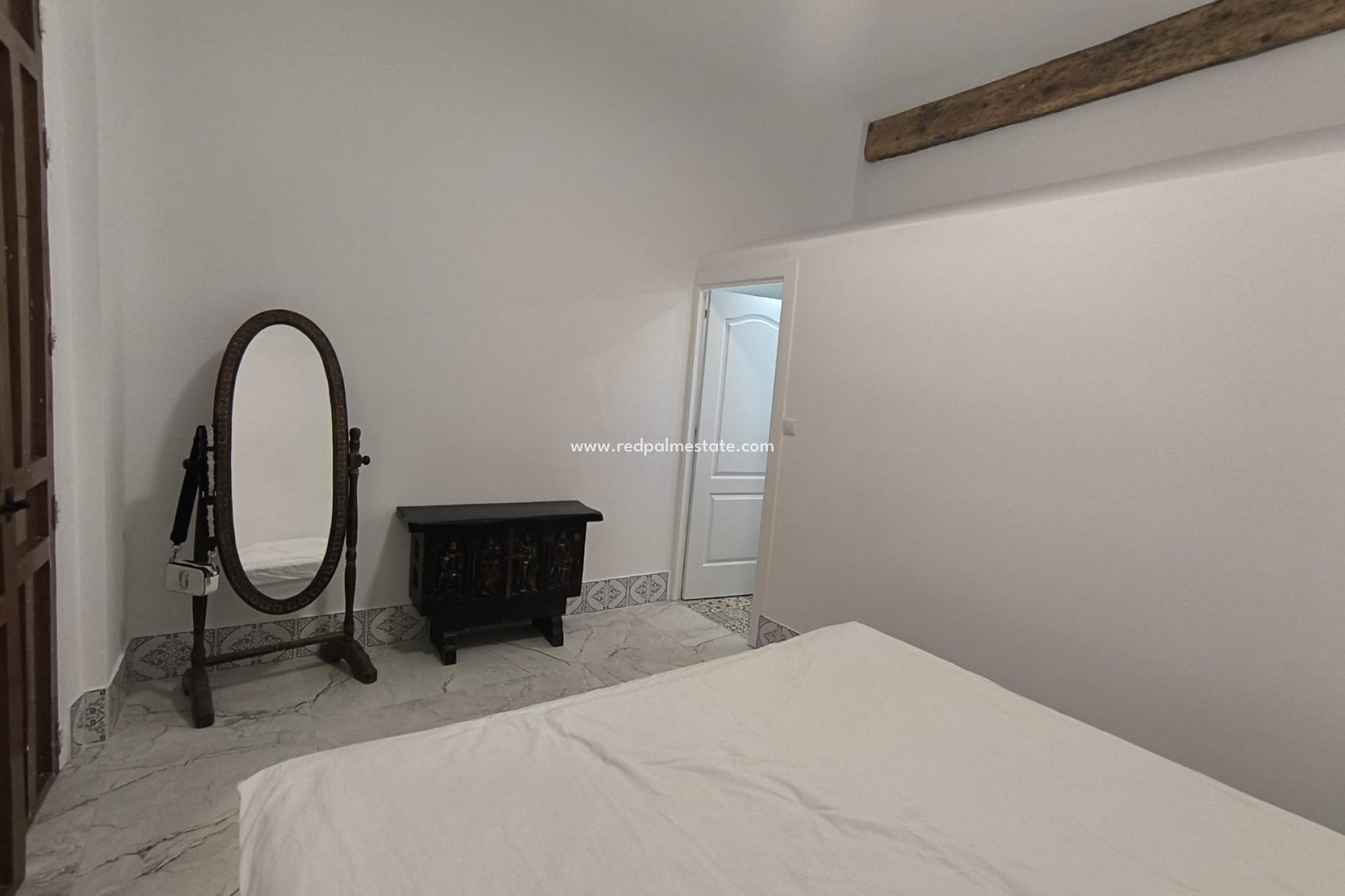 Revente - Entreprise -
Pinoso - Inland