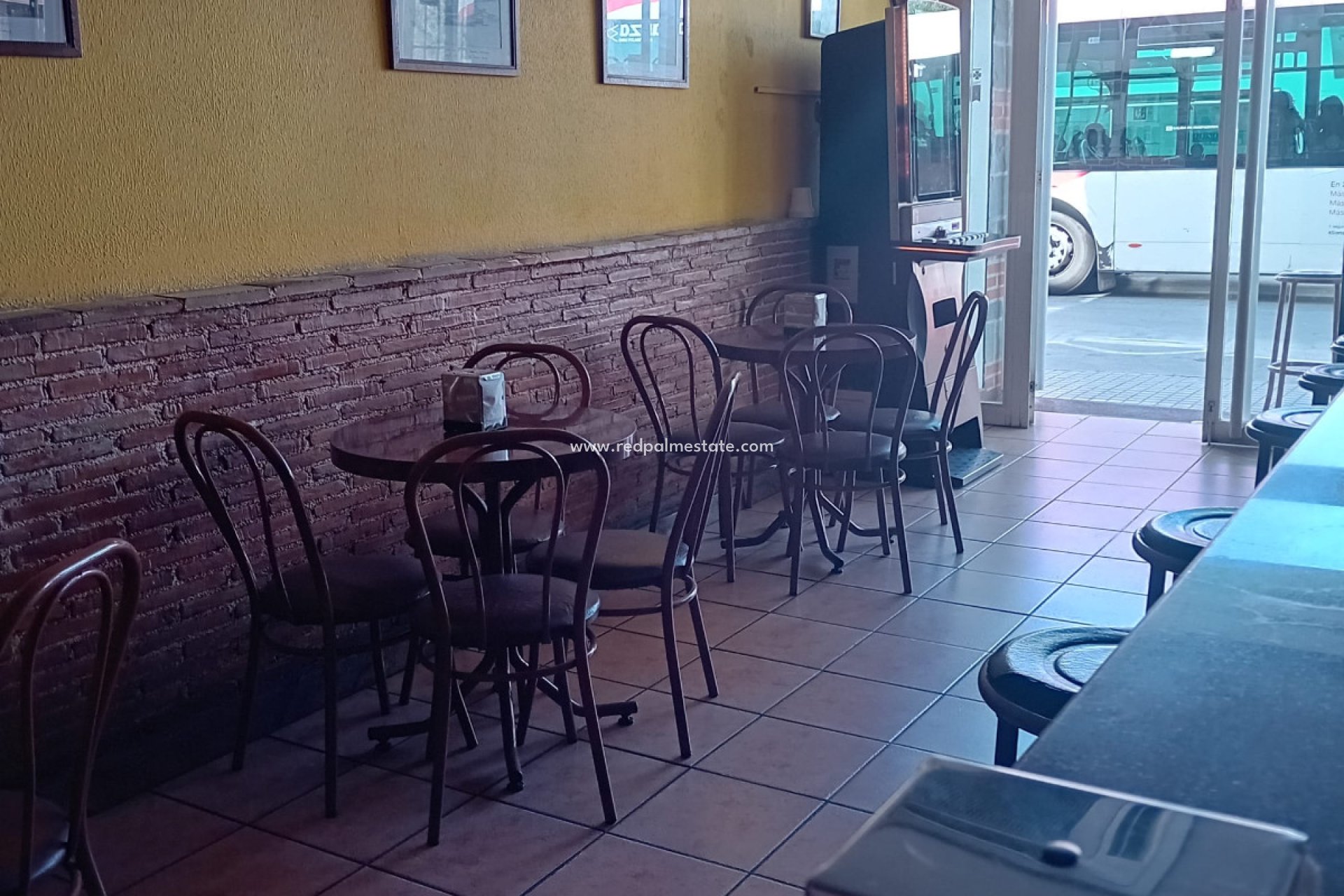 Revente - Entreprise -
Torrevieja - Center Torrevieja