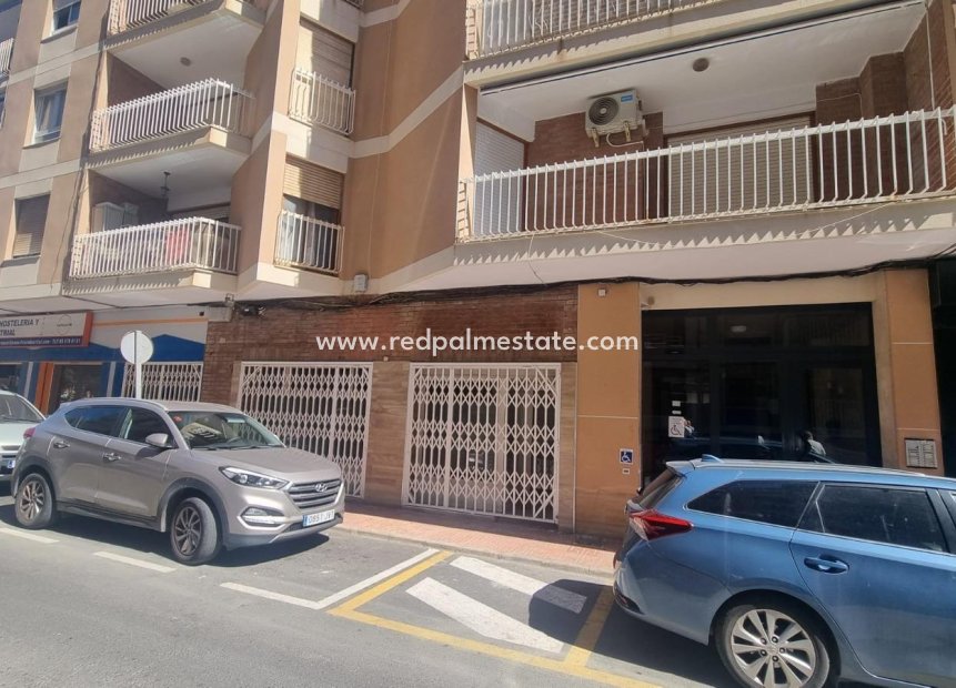 Revente - Entreprise -
Torrevieja - Center