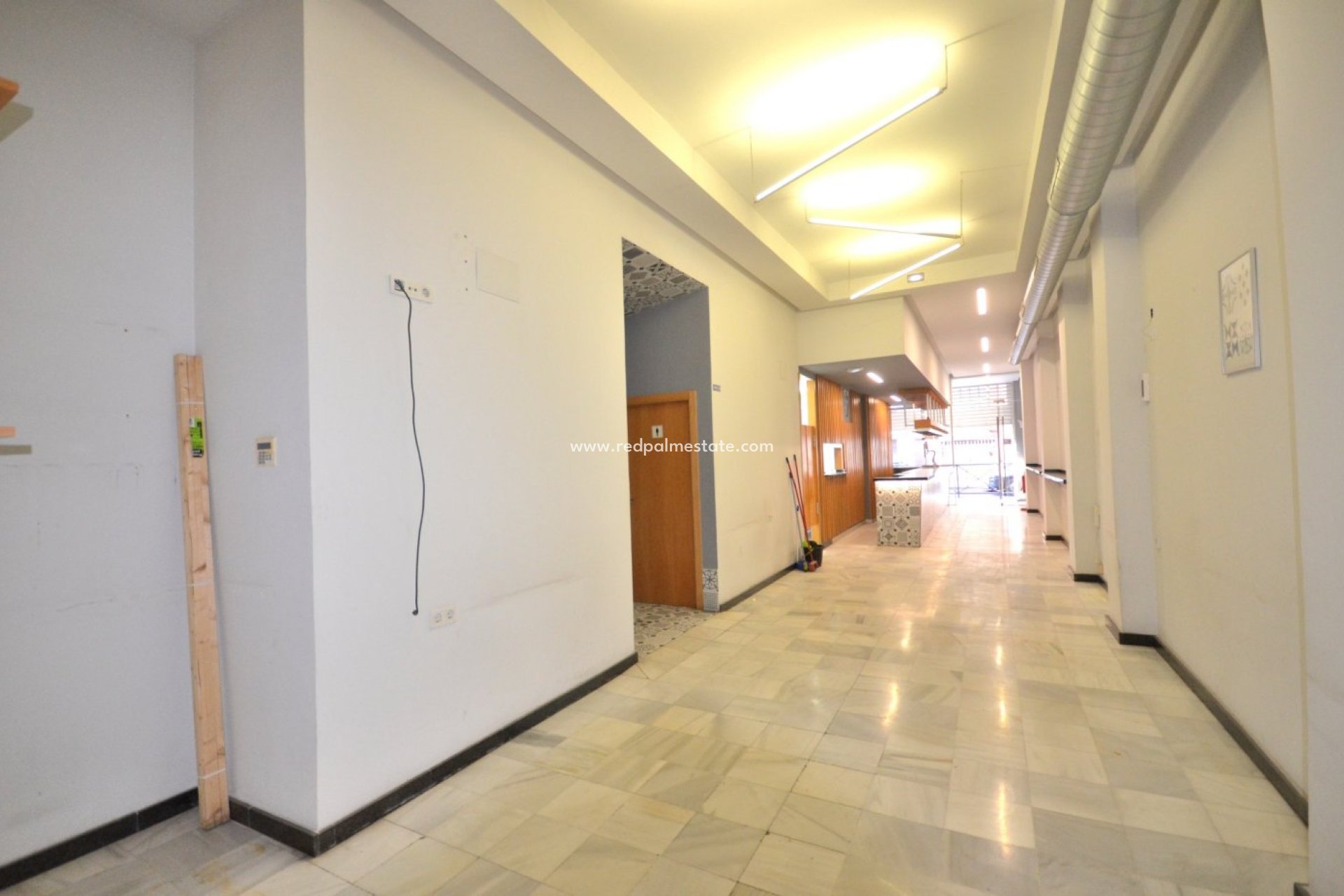 Revente - Entreprise -
Torrevieja - Centro Torrevieja