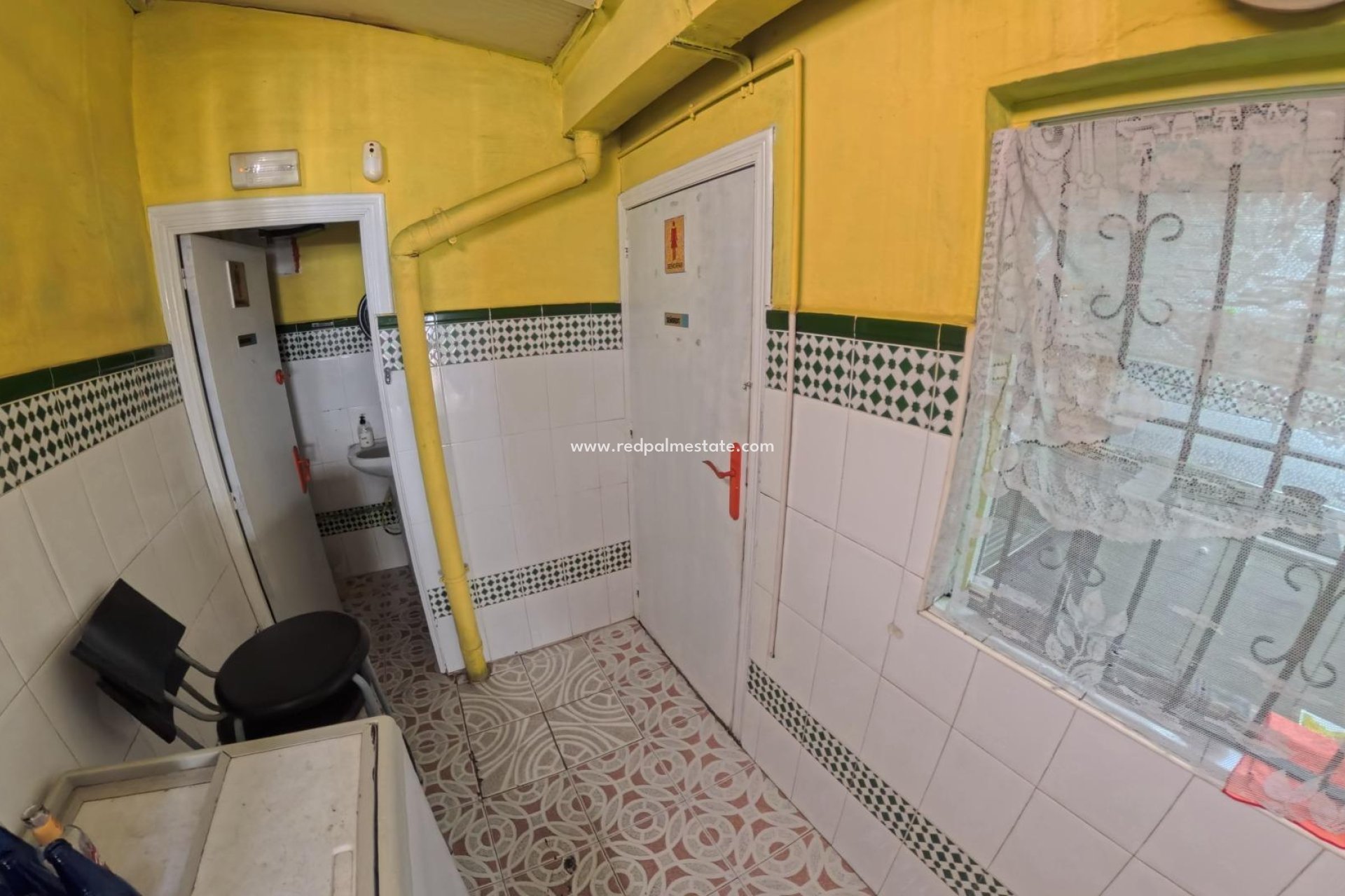 Revente - Entreprise -
Torrevieja - Centro Torrevieja