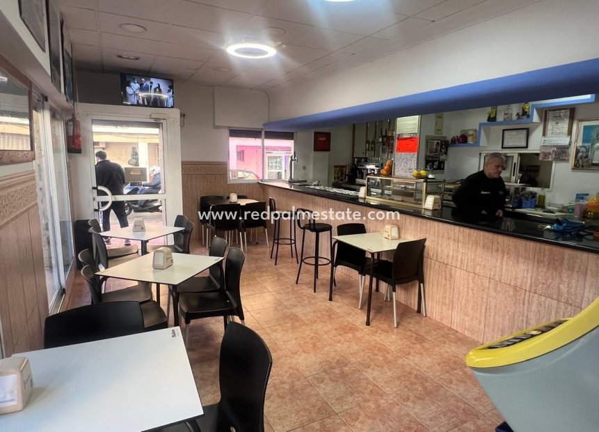 Revente - Entreprise -
Torrevieja - Centro Torrevieja