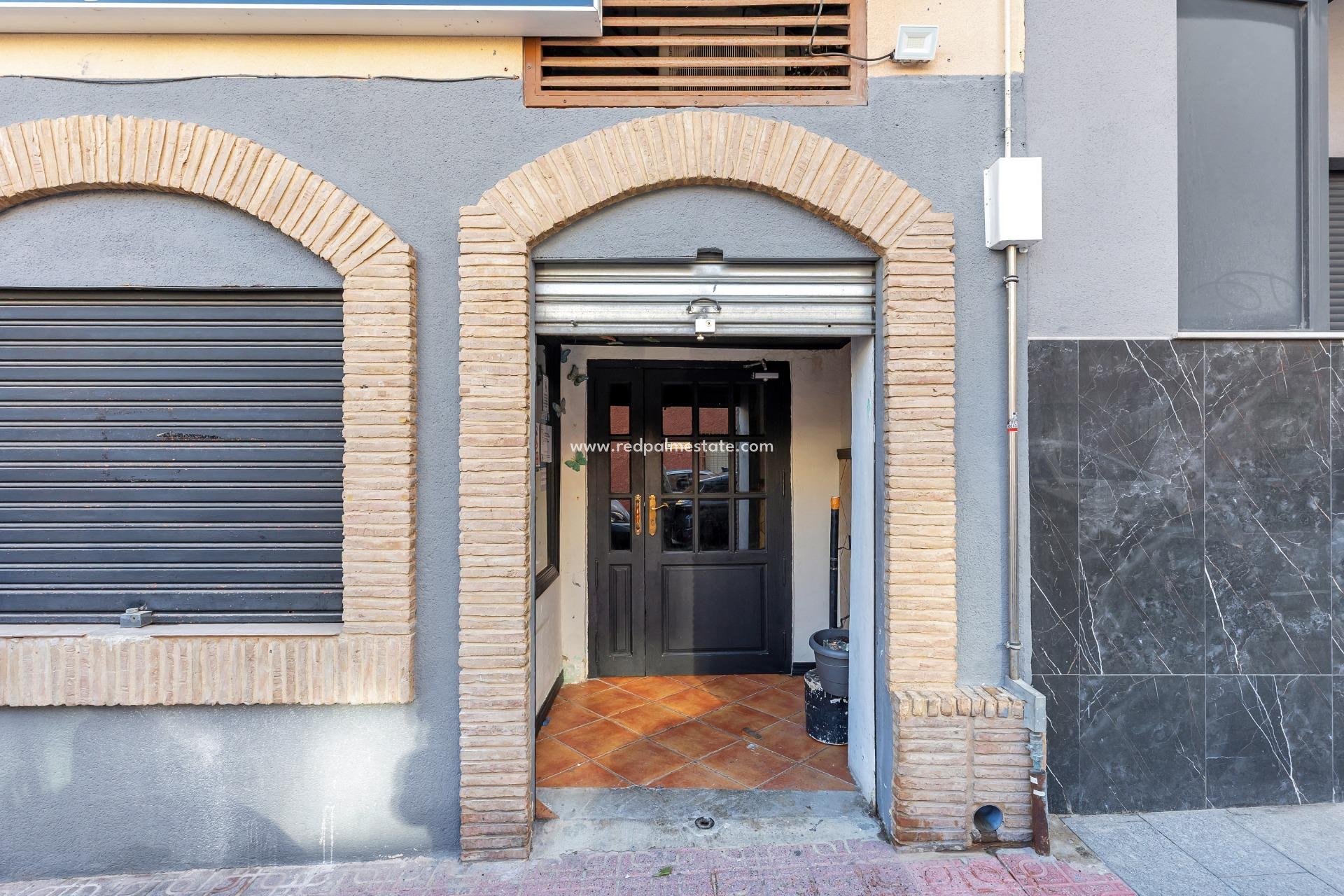 Revente - Entreprise -
Torrevieja - Centro Torrevieja