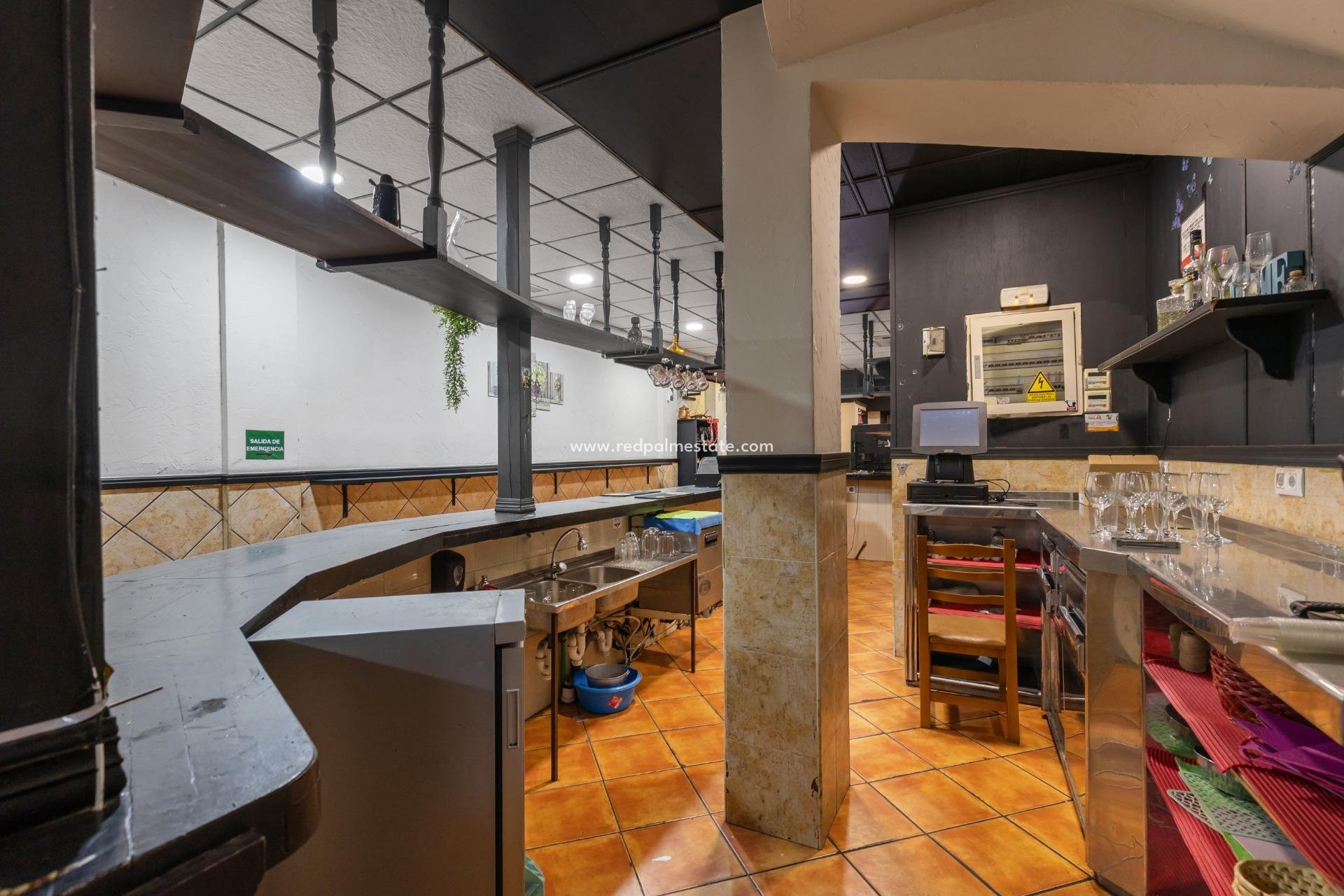 Revente - Entreprise -
Torrevieja - Centro Torrevieja