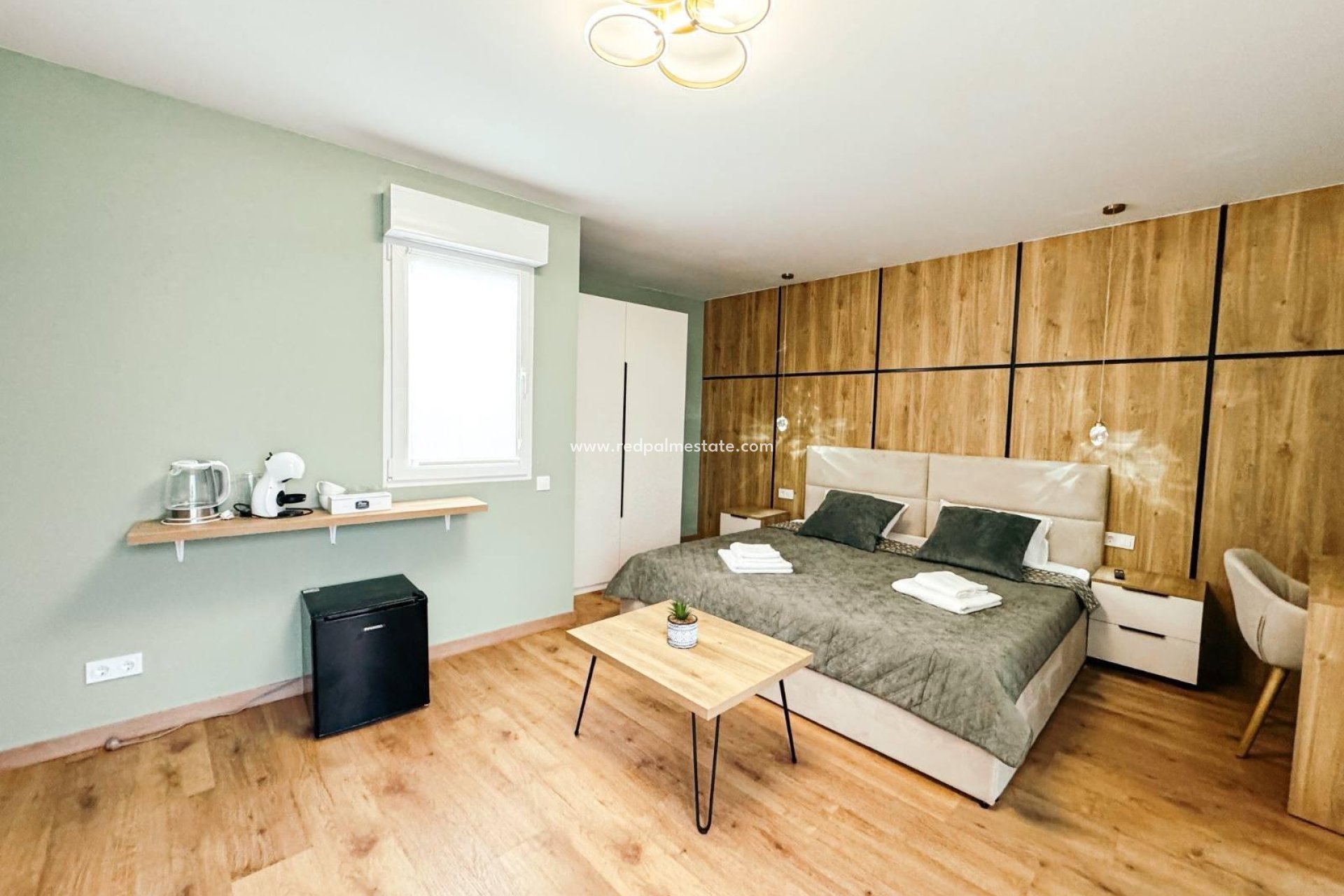 Revente - Entreprise -
Torrevieja - Centro Torrevieja