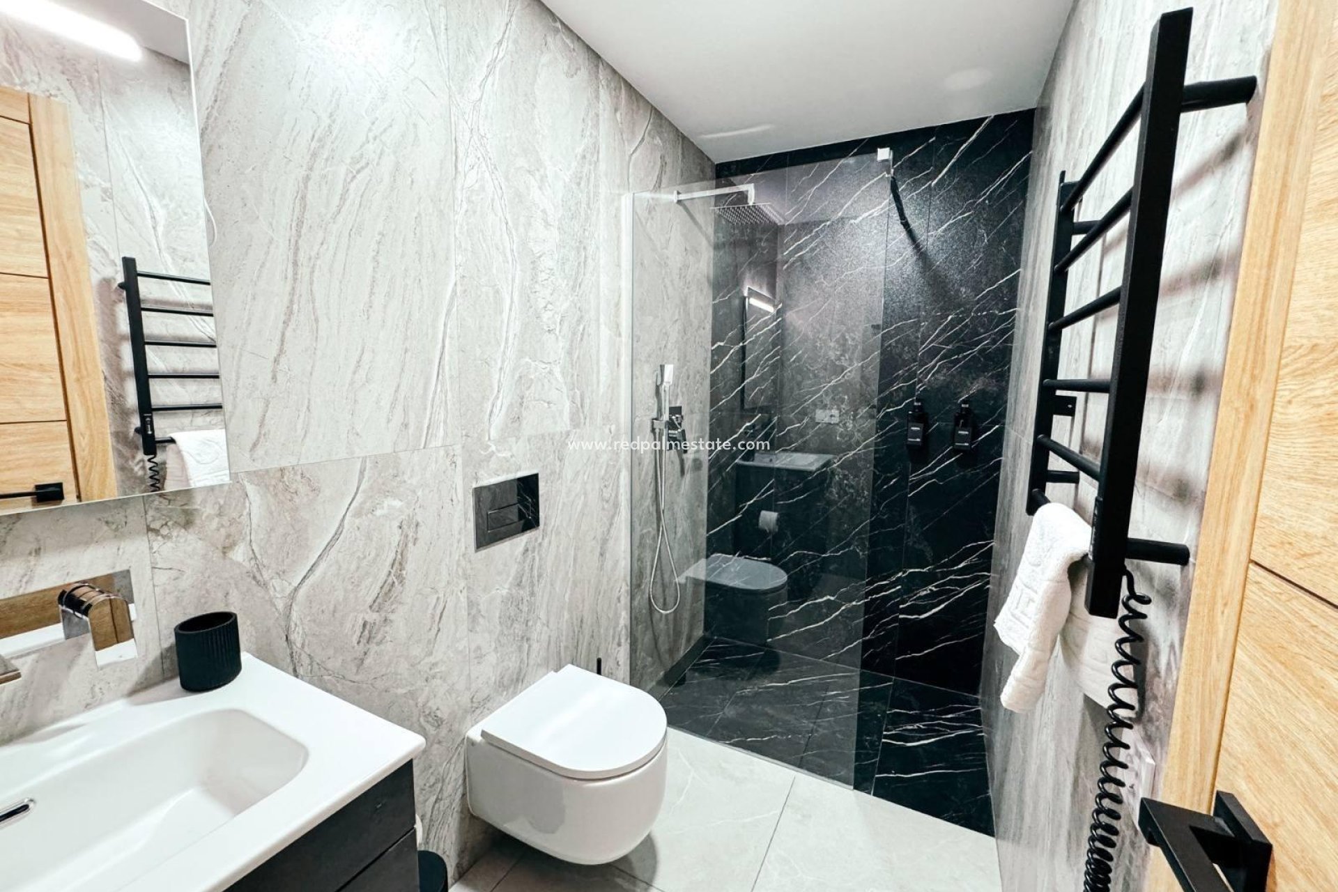 Revente - Entreprise -
Torrevieja - Centro Torrevieja