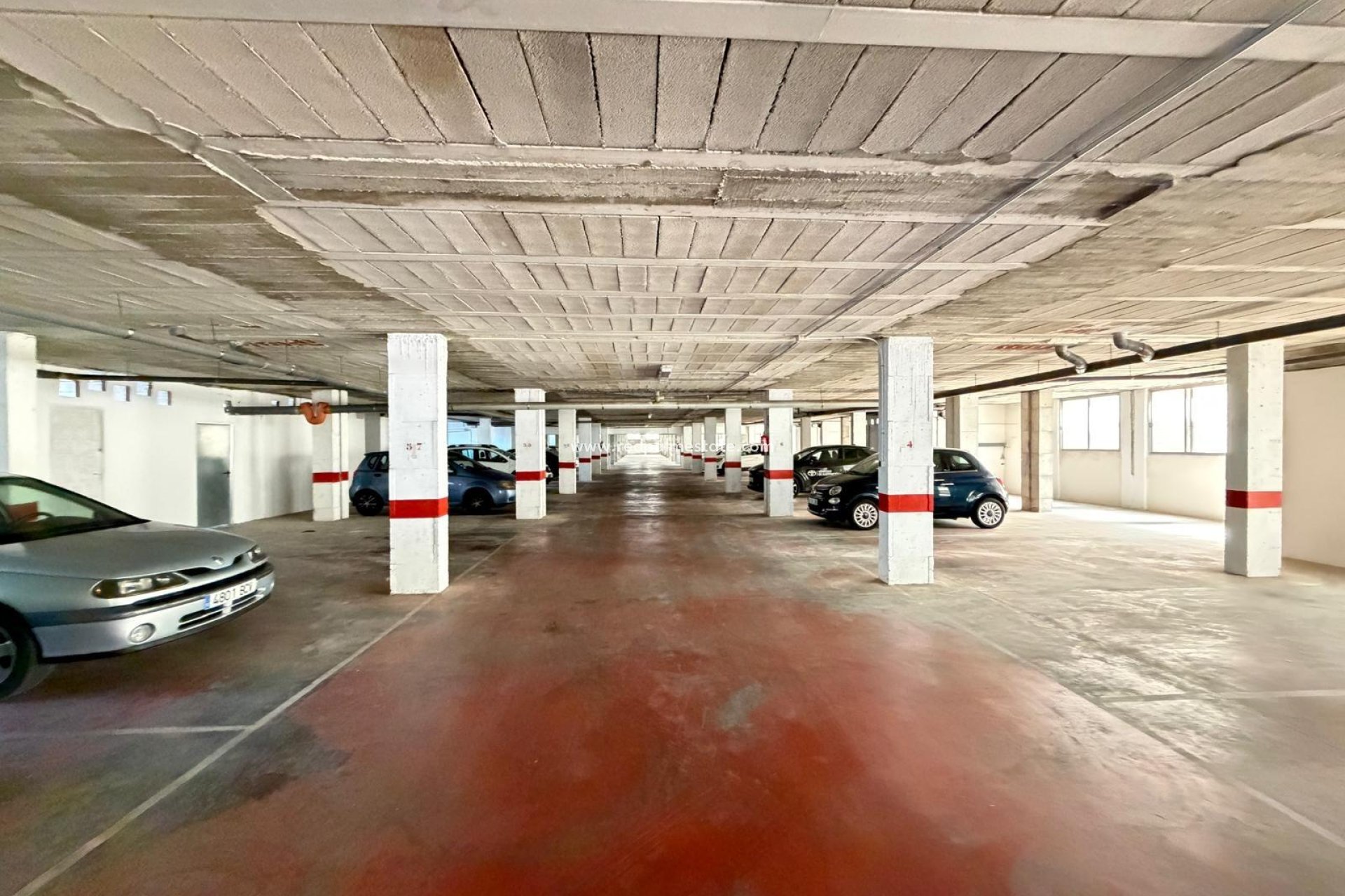 Revente - Entreprise -
Torrevieja - Centro Torrevieja