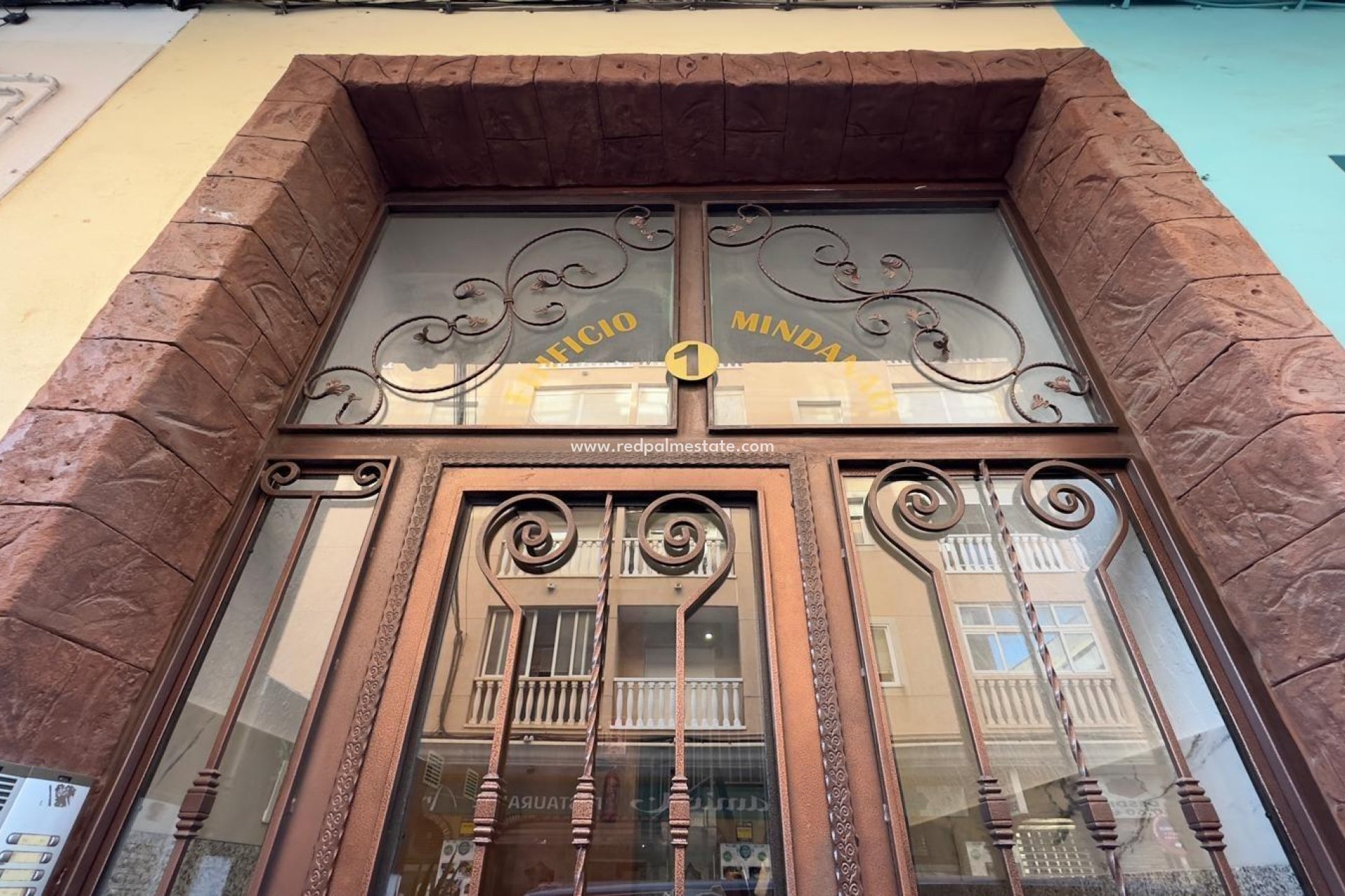 Revente - Entreprise -
Torrevieja - El Acequión - Los Náufragos