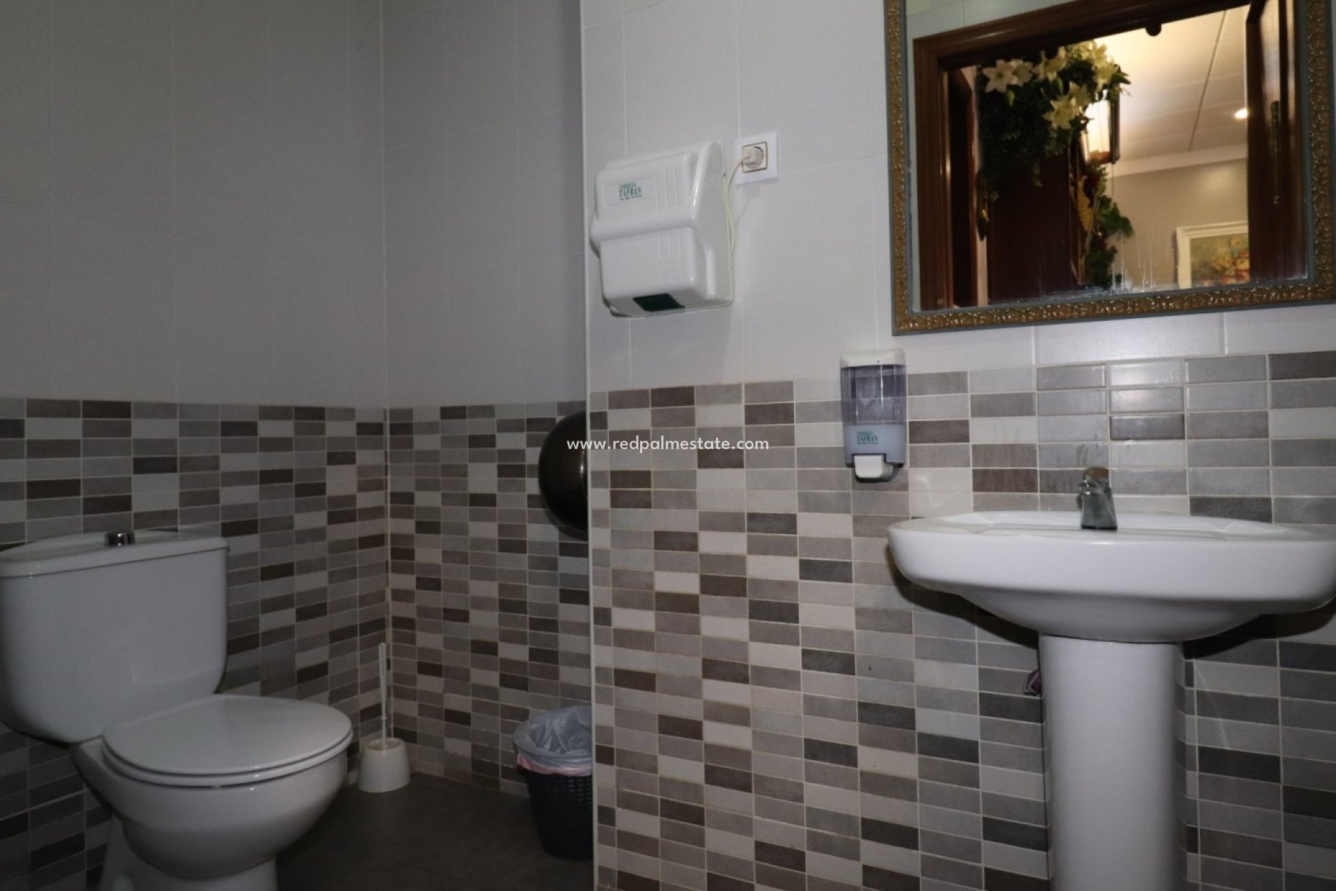 Revente - Entreprise -
Torrevieja - Playa del Cura