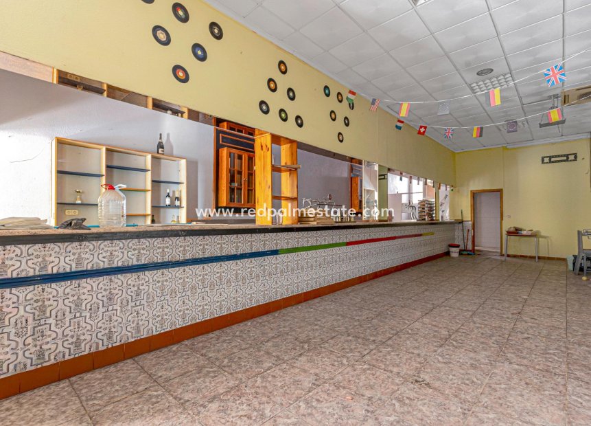 Revente - Entreprise -
Torrevieja - Playa del Cura