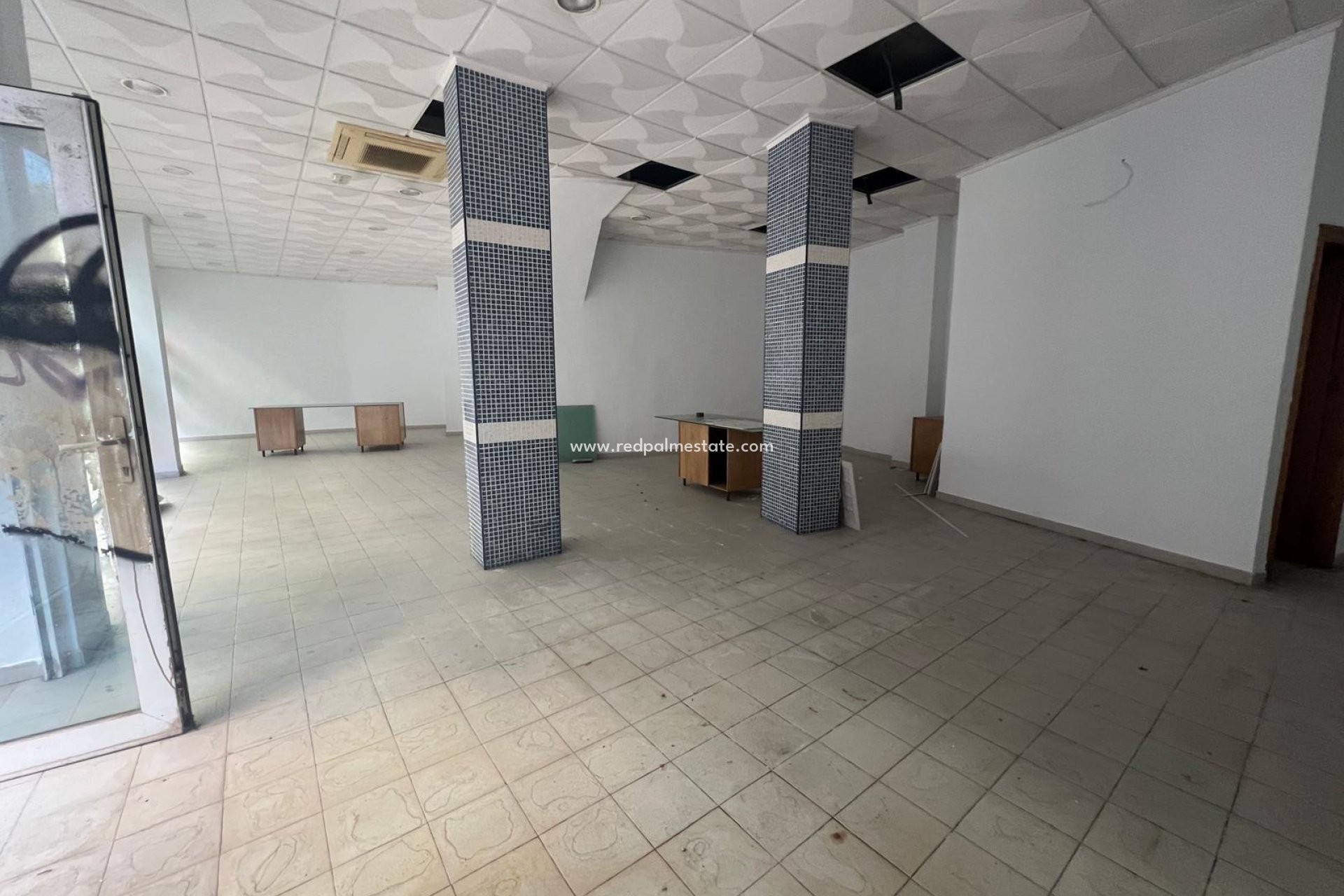 Revente - Entreprise -
Torrevieja - Playa del Cura