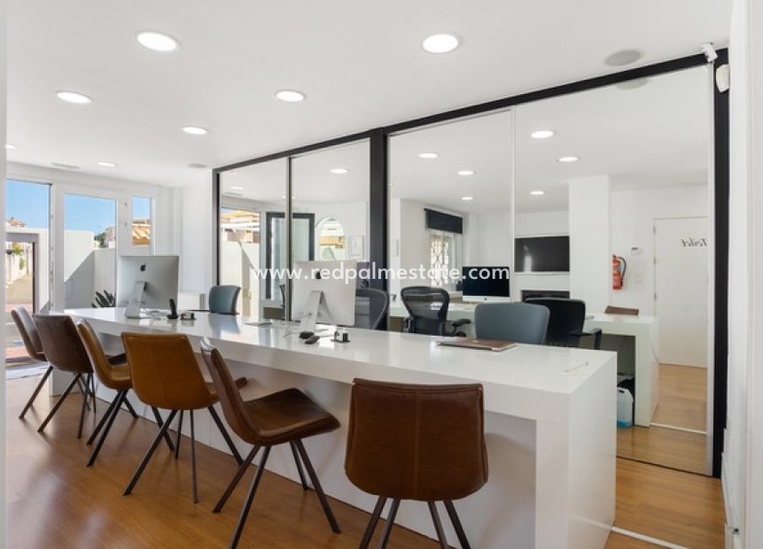 Revente - Entreprise -
Torrevieja