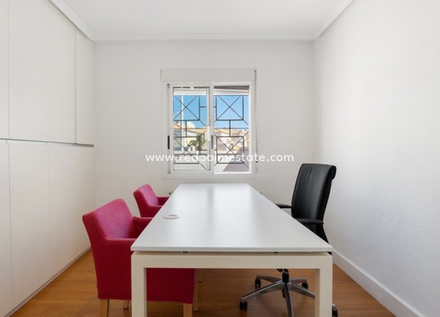 Revente - Entreprise -
Torrevieja