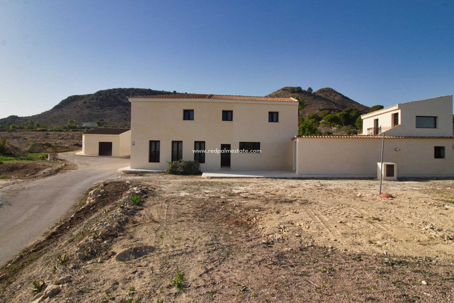 Revente - Finca / Propriété de campagne -
Aspe