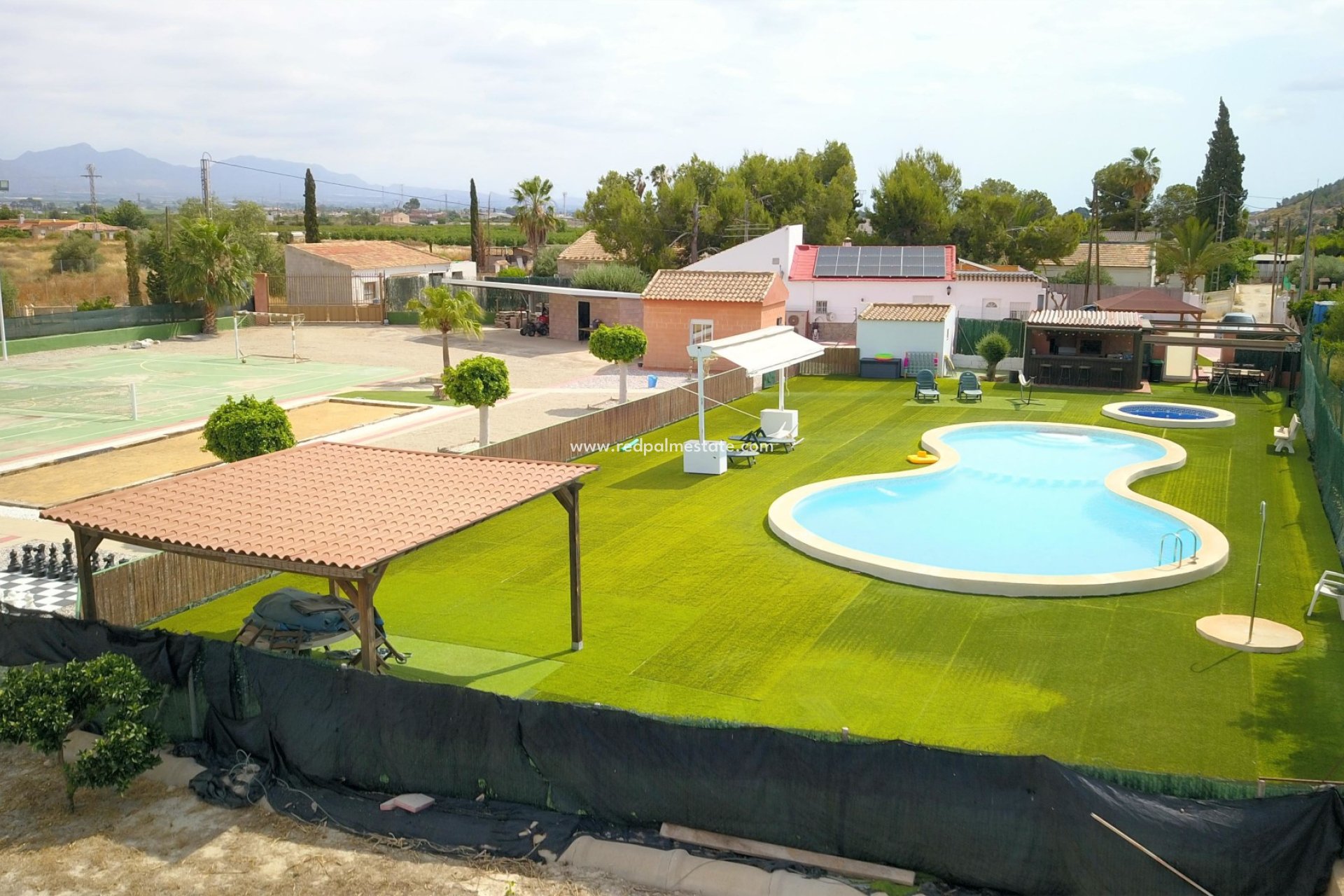 Revente - Finca / Propriété de campagne -
Benferri