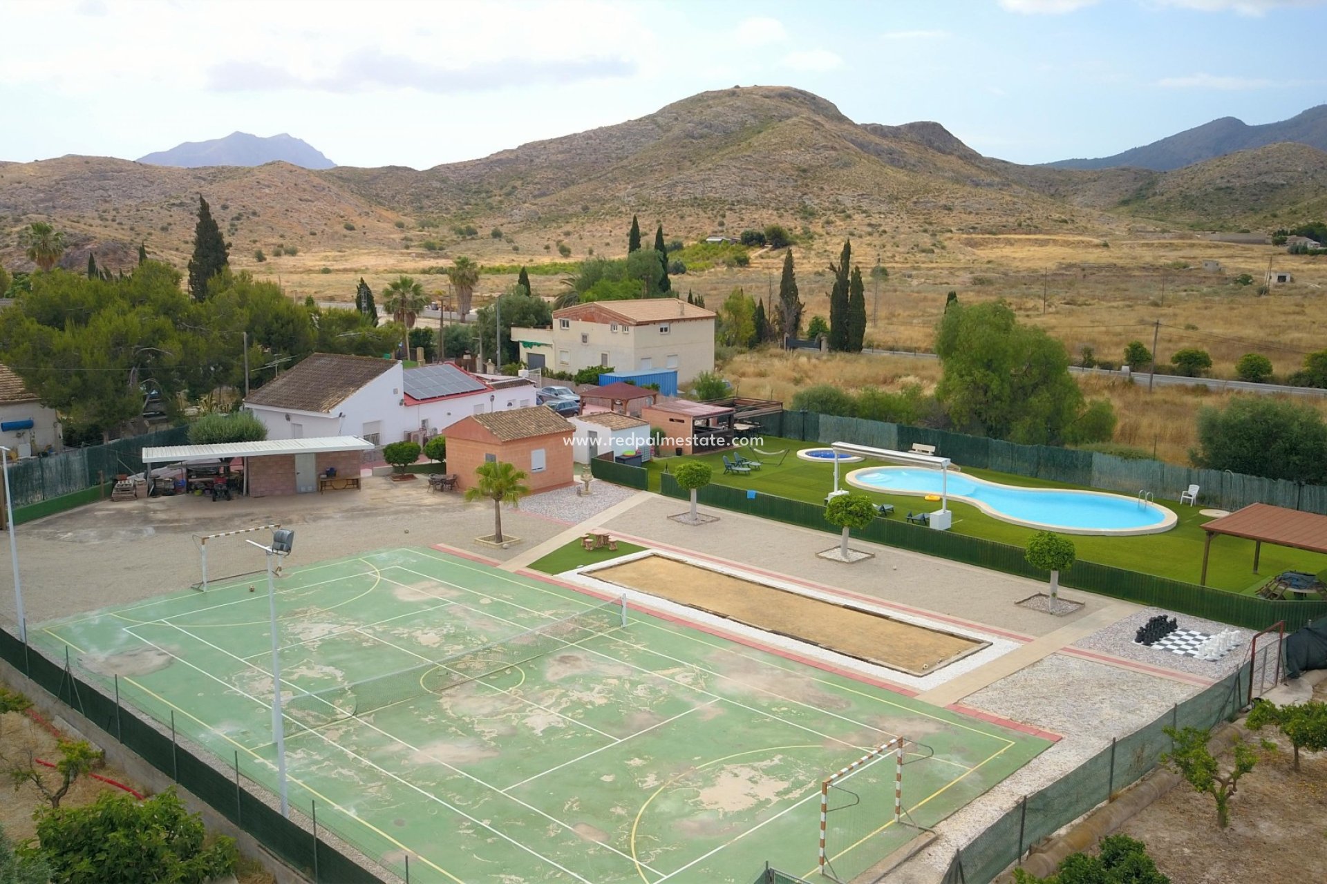 Revente - Finca / Propriété de campagne -
Benferri