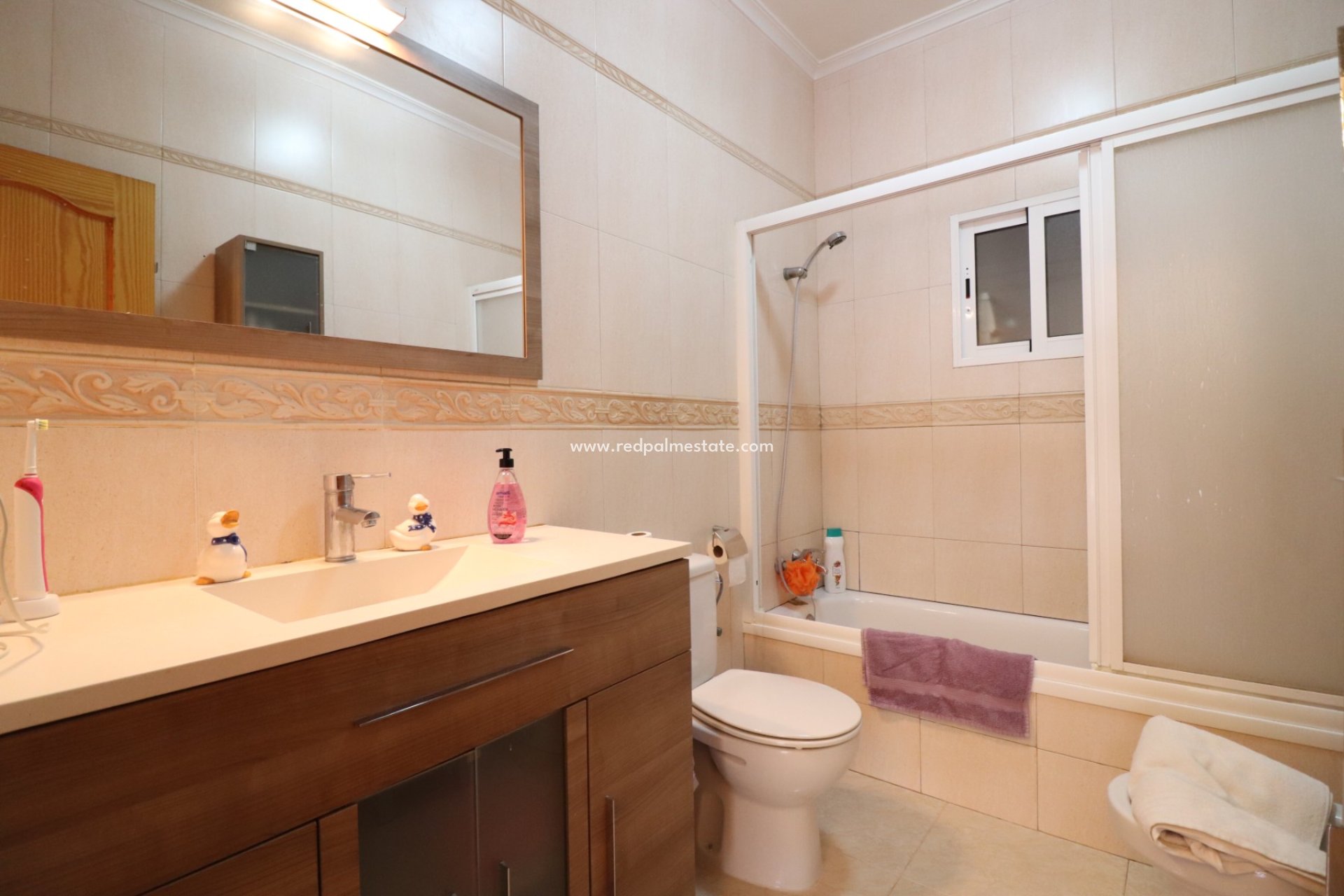 Revente - Finca / Propriété de campagne -
Catral