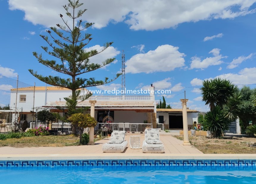 Revente - Finca / Propriété de campagne -
Montesinos - Los Montesinos