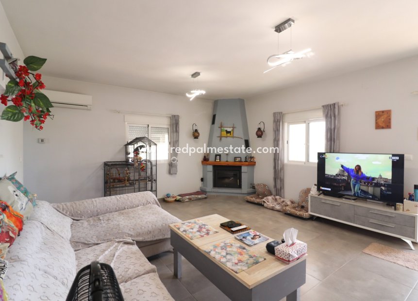 Revente - Finca / Propriété de campagne -
Orihuela