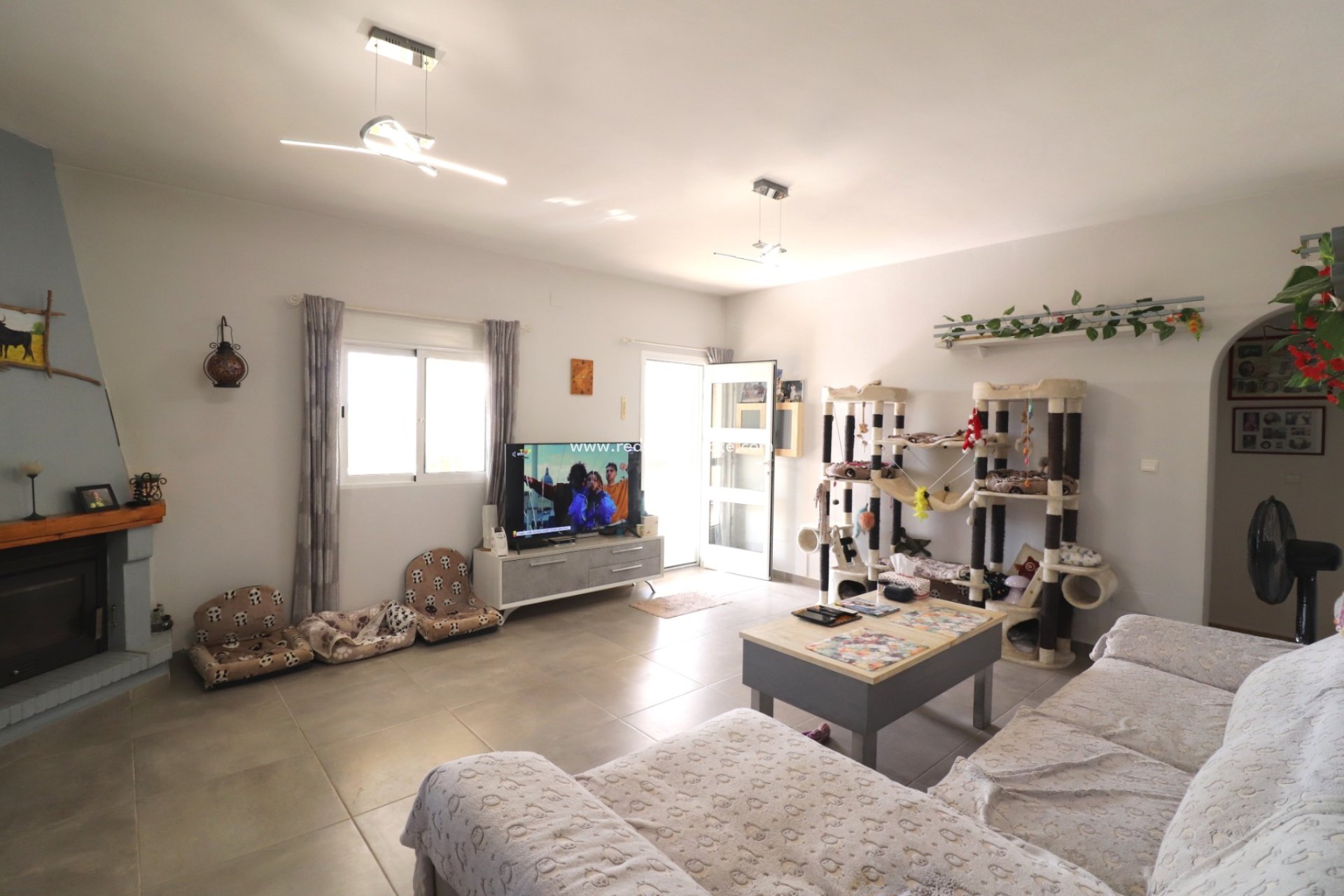 Revente - Finca / Propriété de campagne -
Orihuela