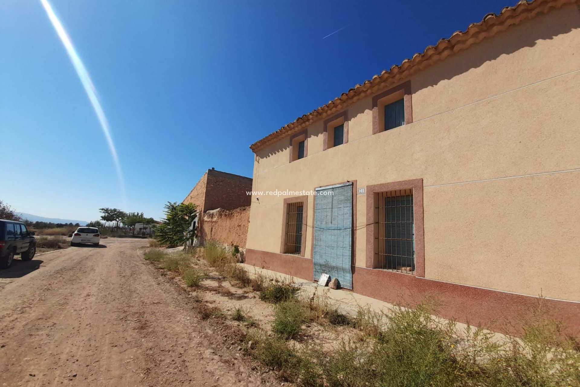 Revente - Finca / Propriété de campagne -
Pinoso - Inland