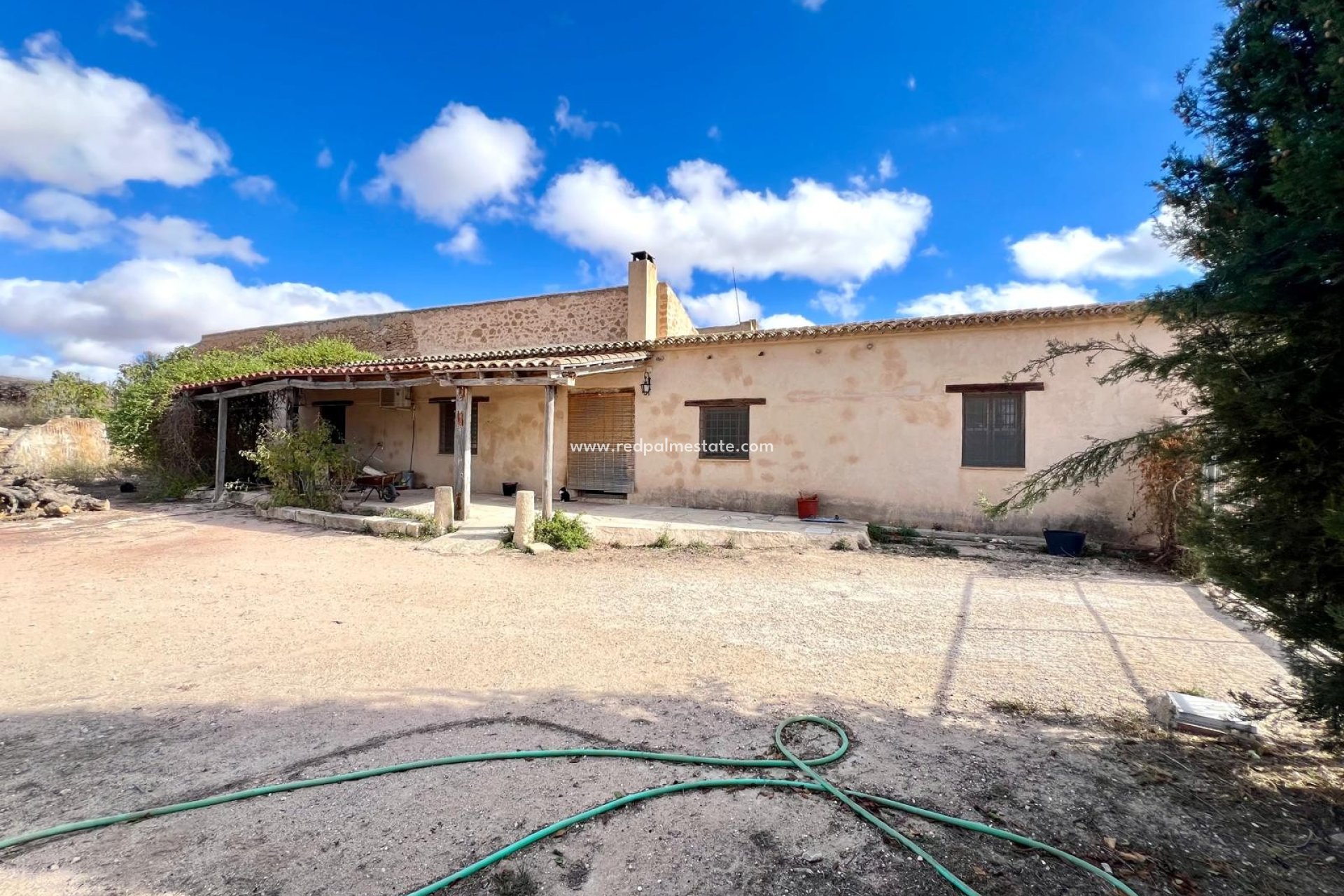 Revente - Finca / Propriété de campagne -
Pinoso - Inland