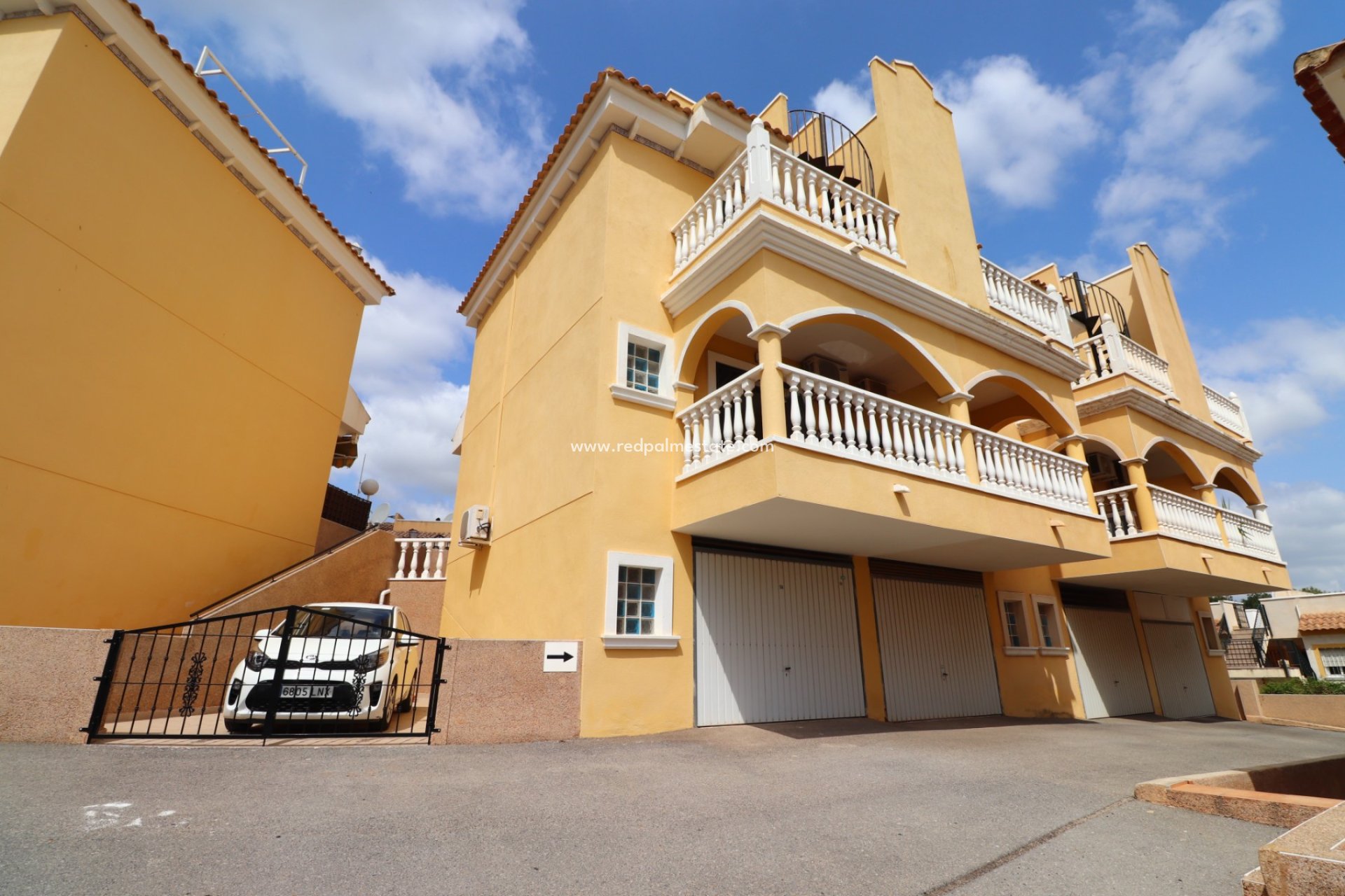 Revente - Maison de ville -
Algorfa
