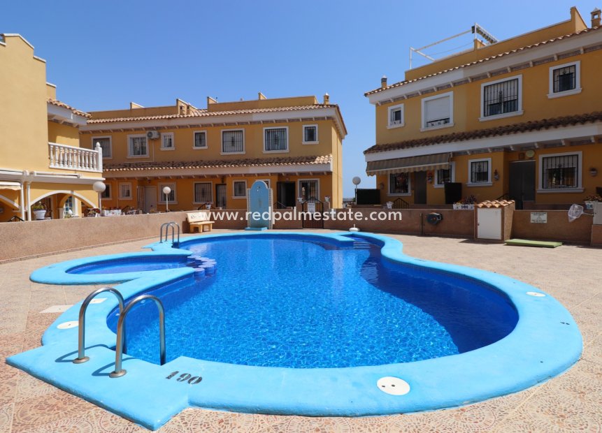 Revente - Maison de ville -
Algorfa