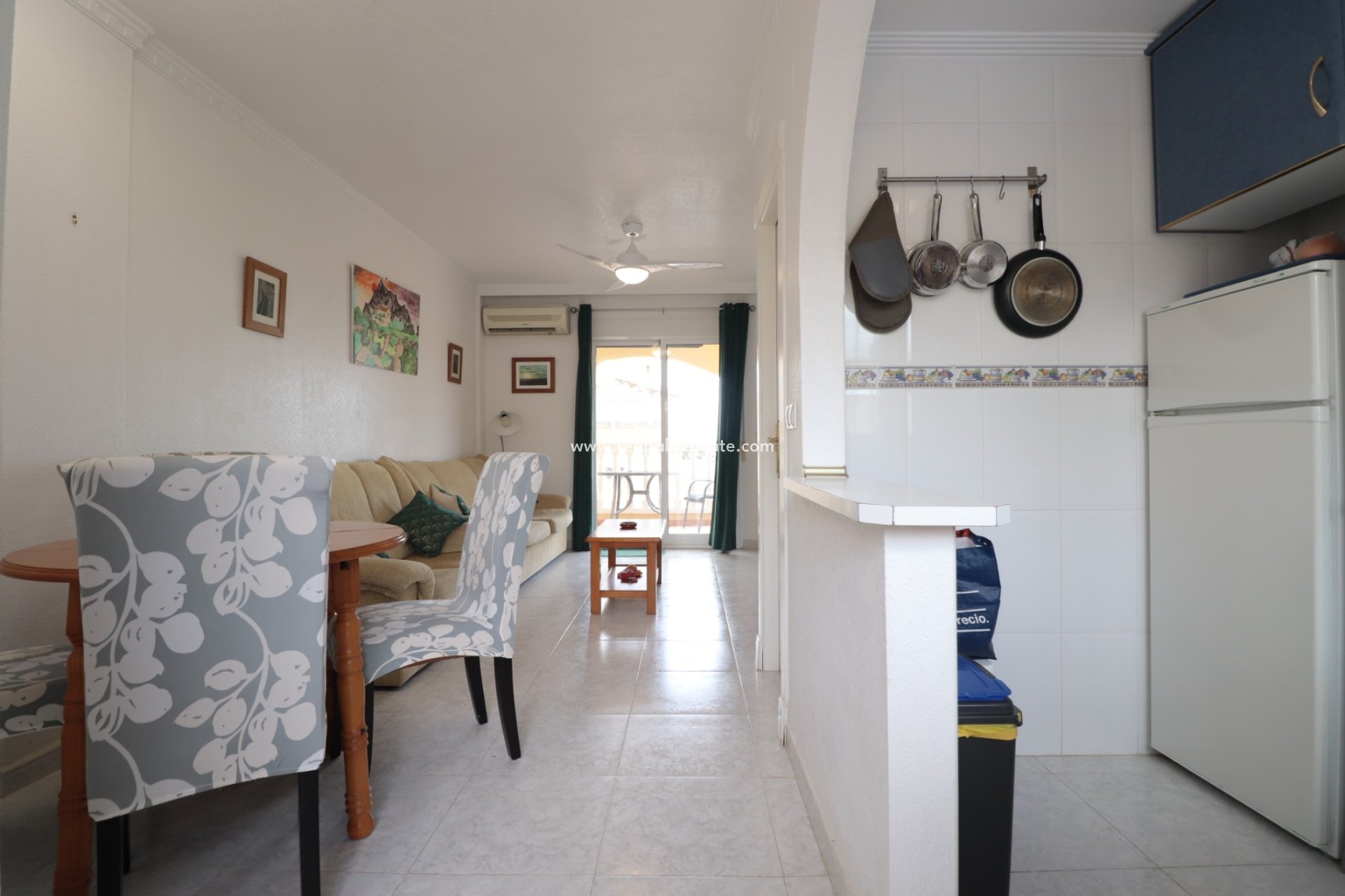 Revente - Maison de ville -
Algorfa