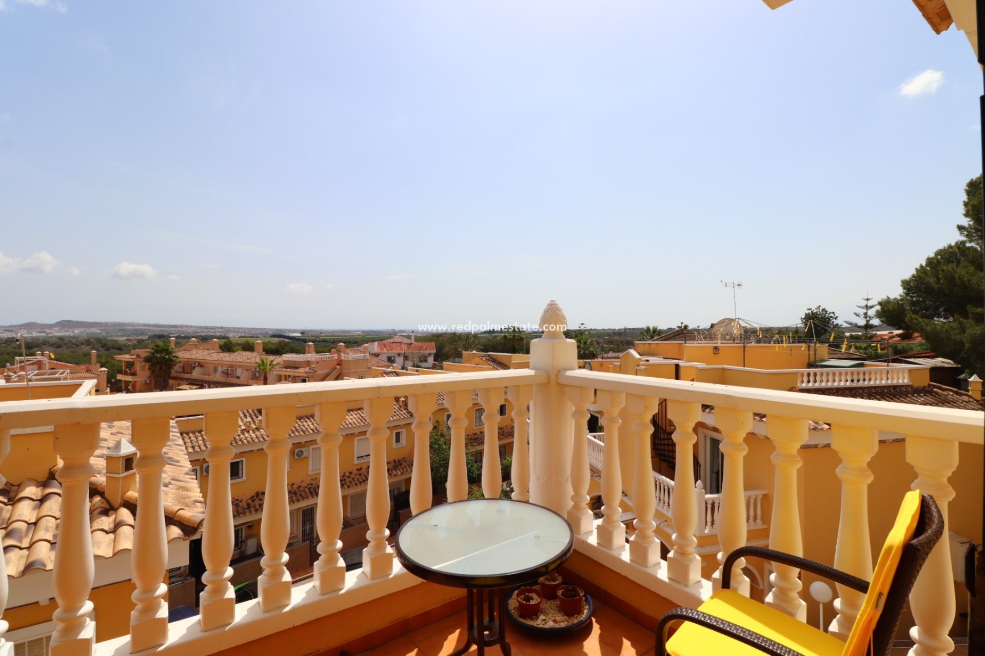 Revente - Maison de ville -
Algorfa