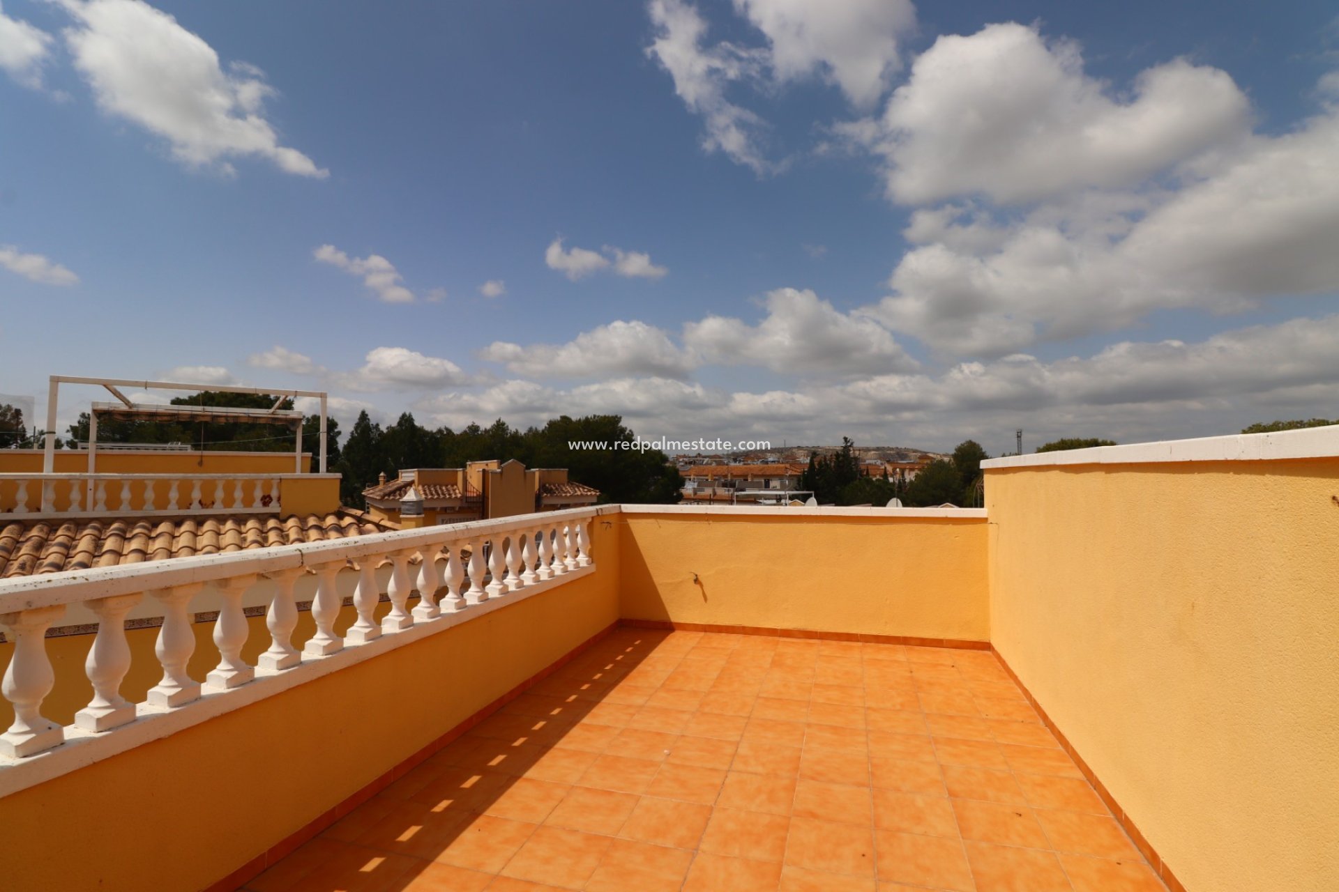 Revente - Maison de ville -
Algorfa