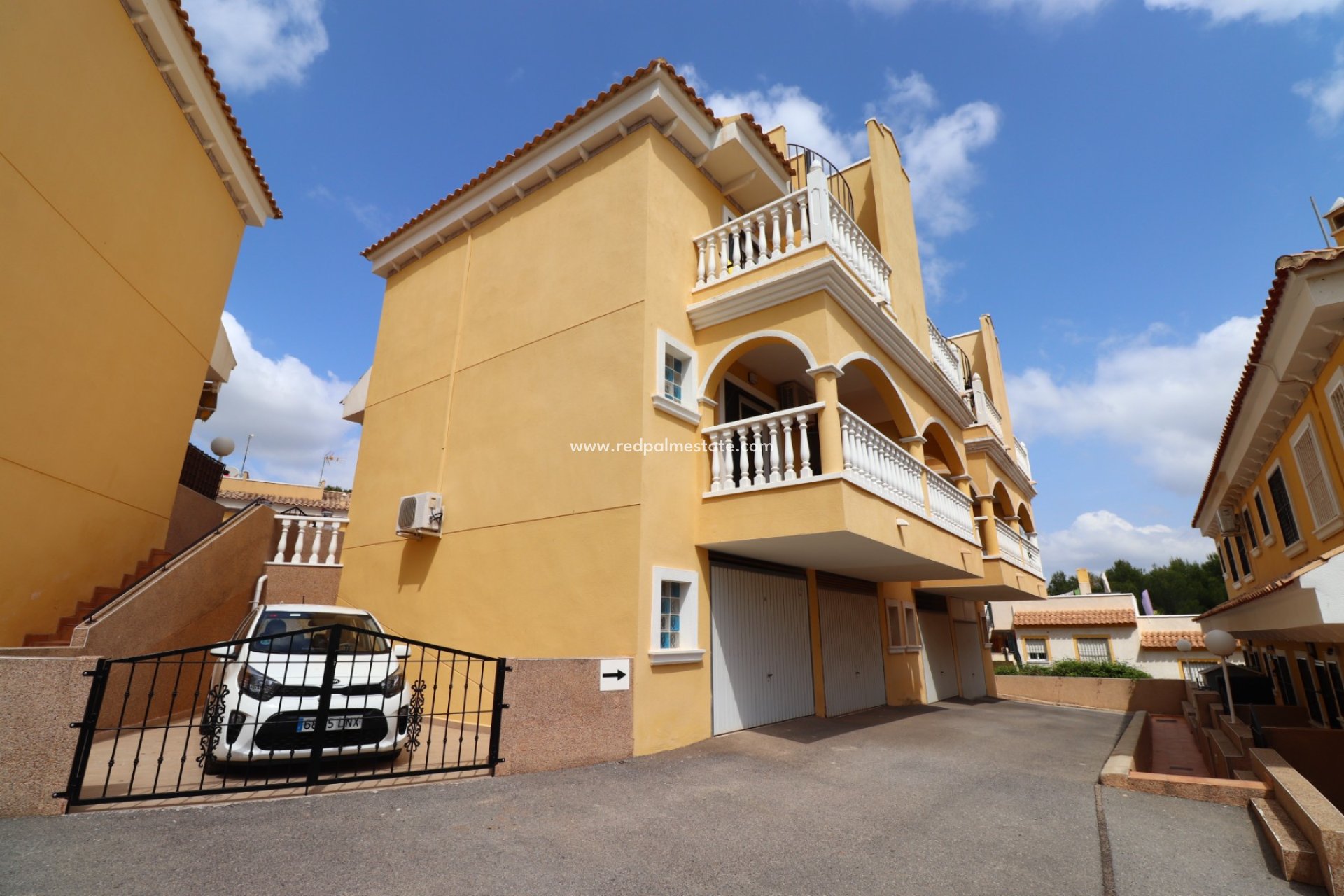 Revente - Maison de ville -
Algorfa