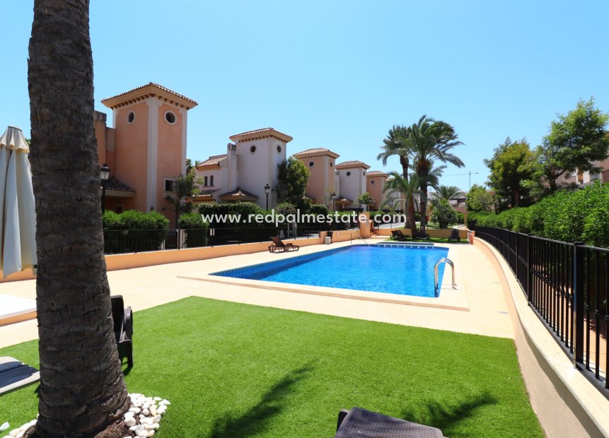 Revente - Maison de ville -
Algorfa