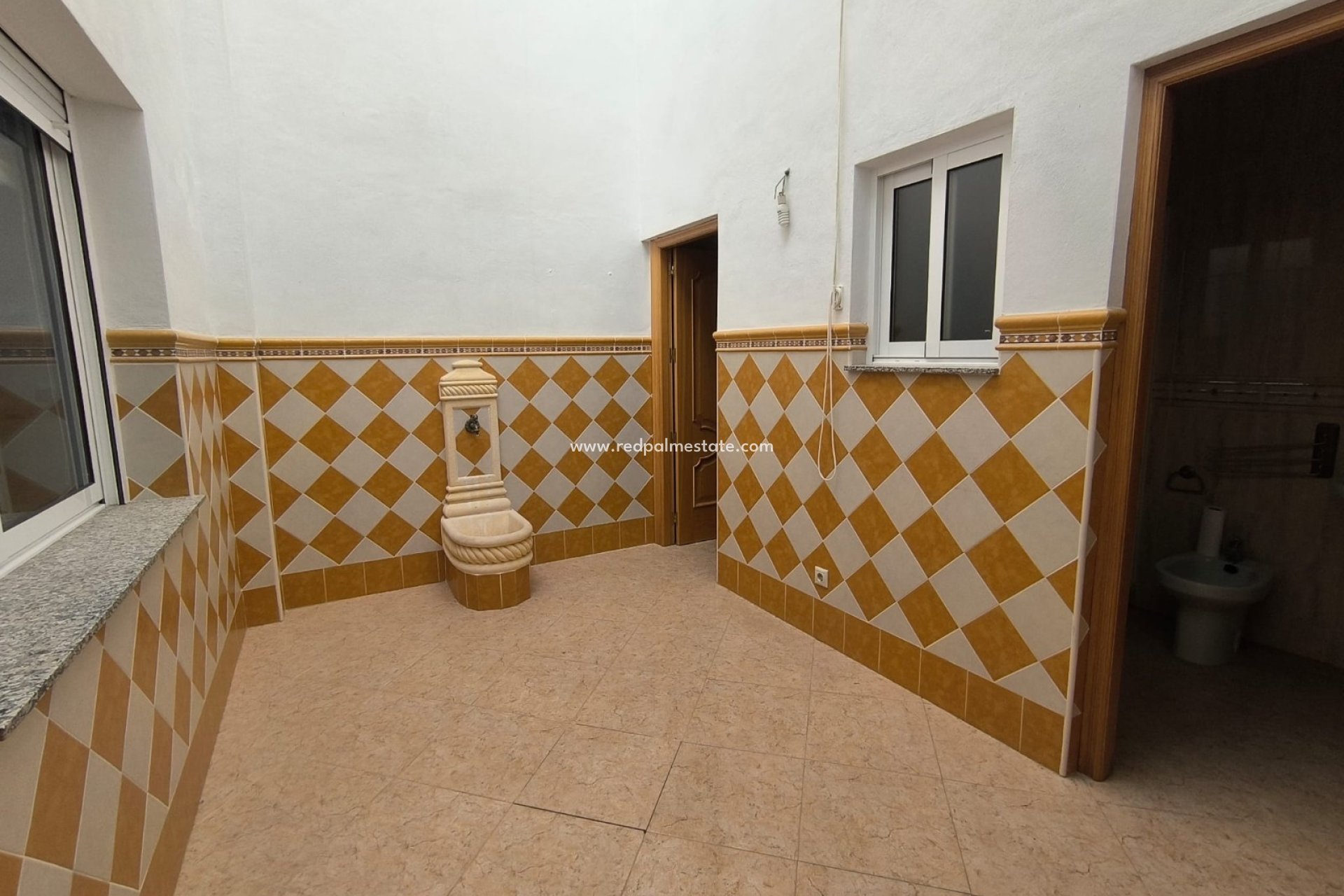 Revente - Maison de ville -
Algueña - Inland