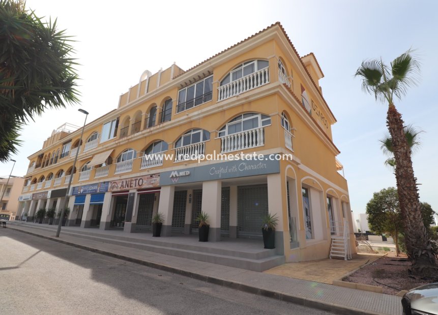Revente - Maison de ville -
Benijofar