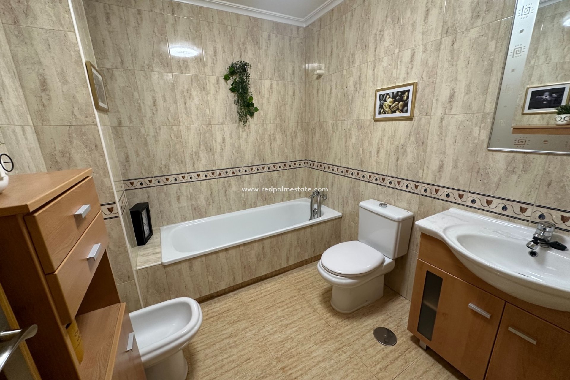 Revente - Maison de ville -
Bigastro - Inland