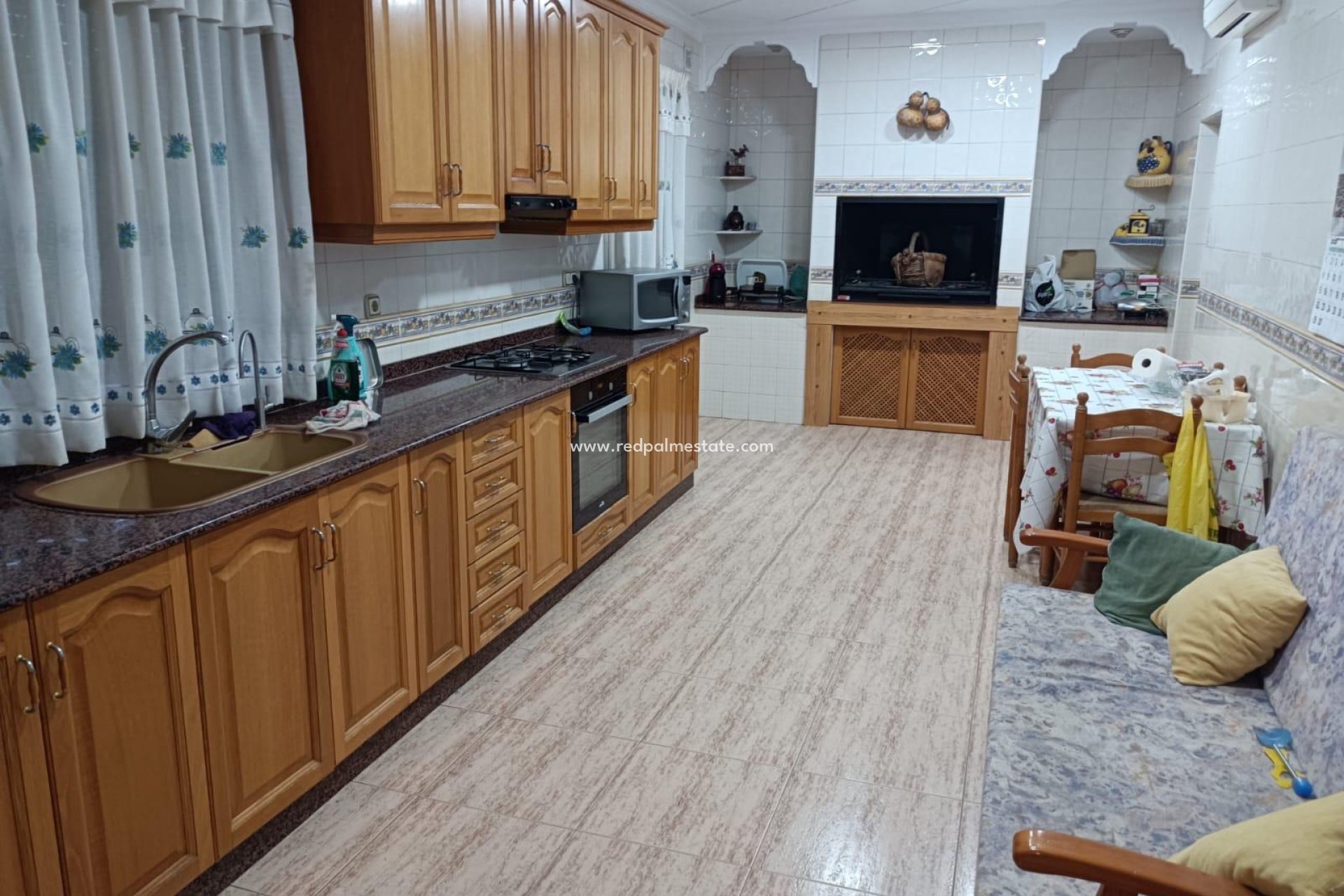 Revente - Maison de ville -
Cox - Granja de Rocamora